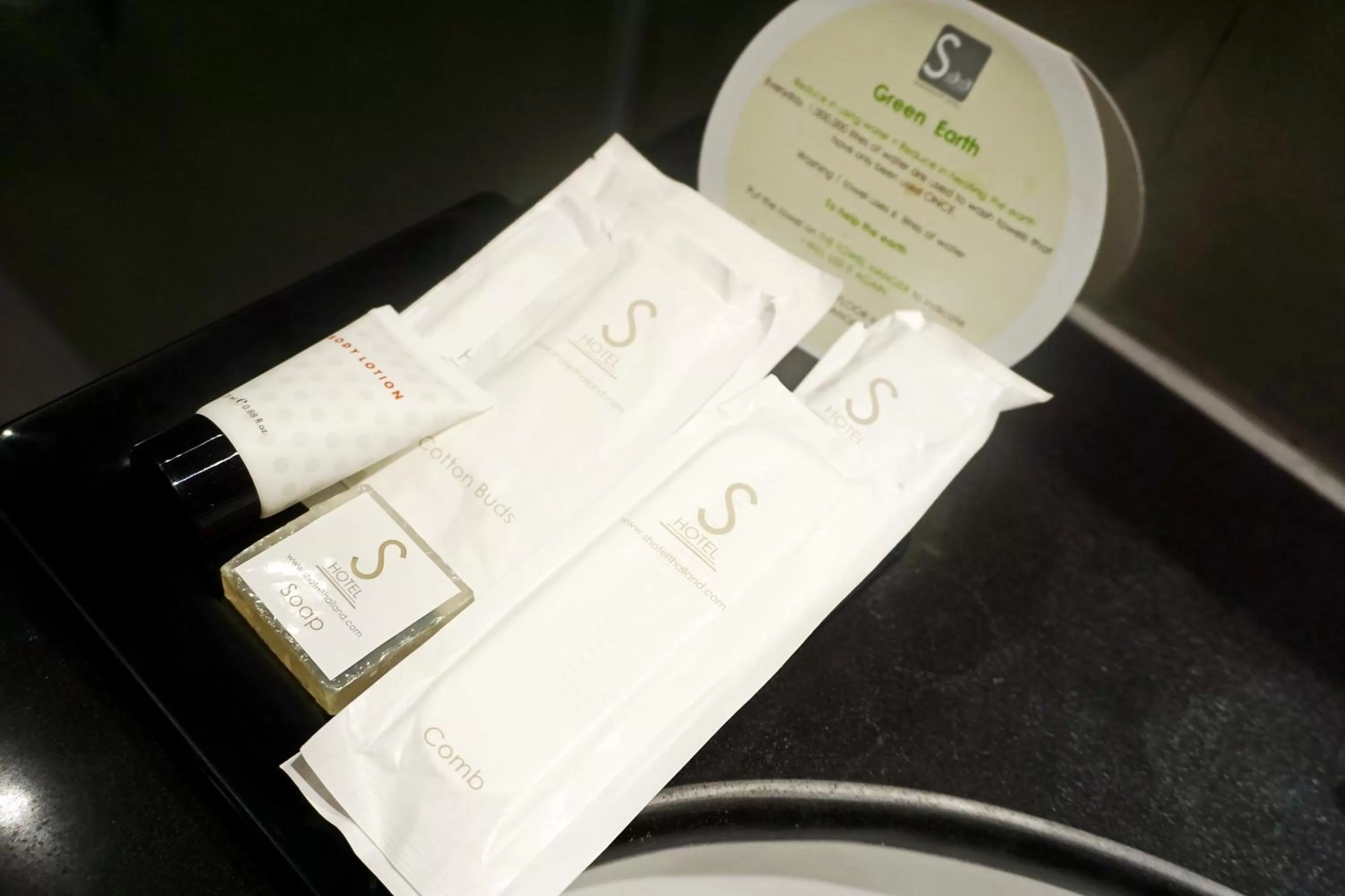 Bathroom in S33 Compact Sukhumvit Hotel