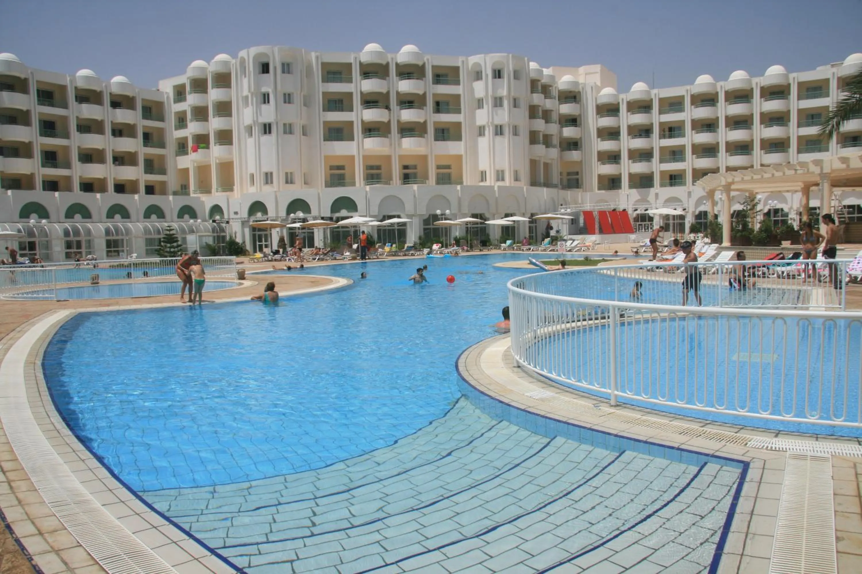 Swimming pool in El Mouradi Hammamet