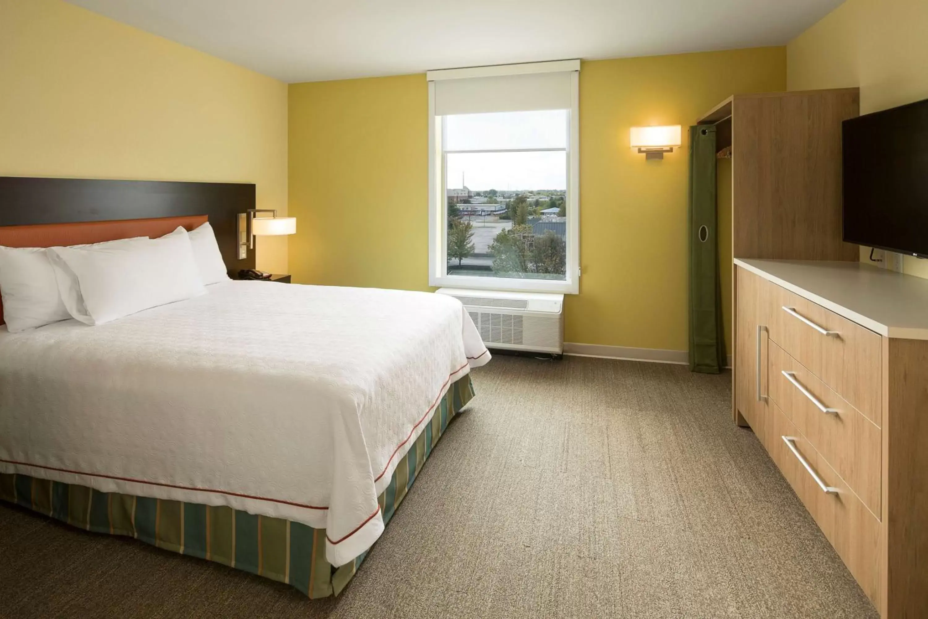 Bedroom, Bed in Home2 Suites By Hilton Mishawaka South Bend