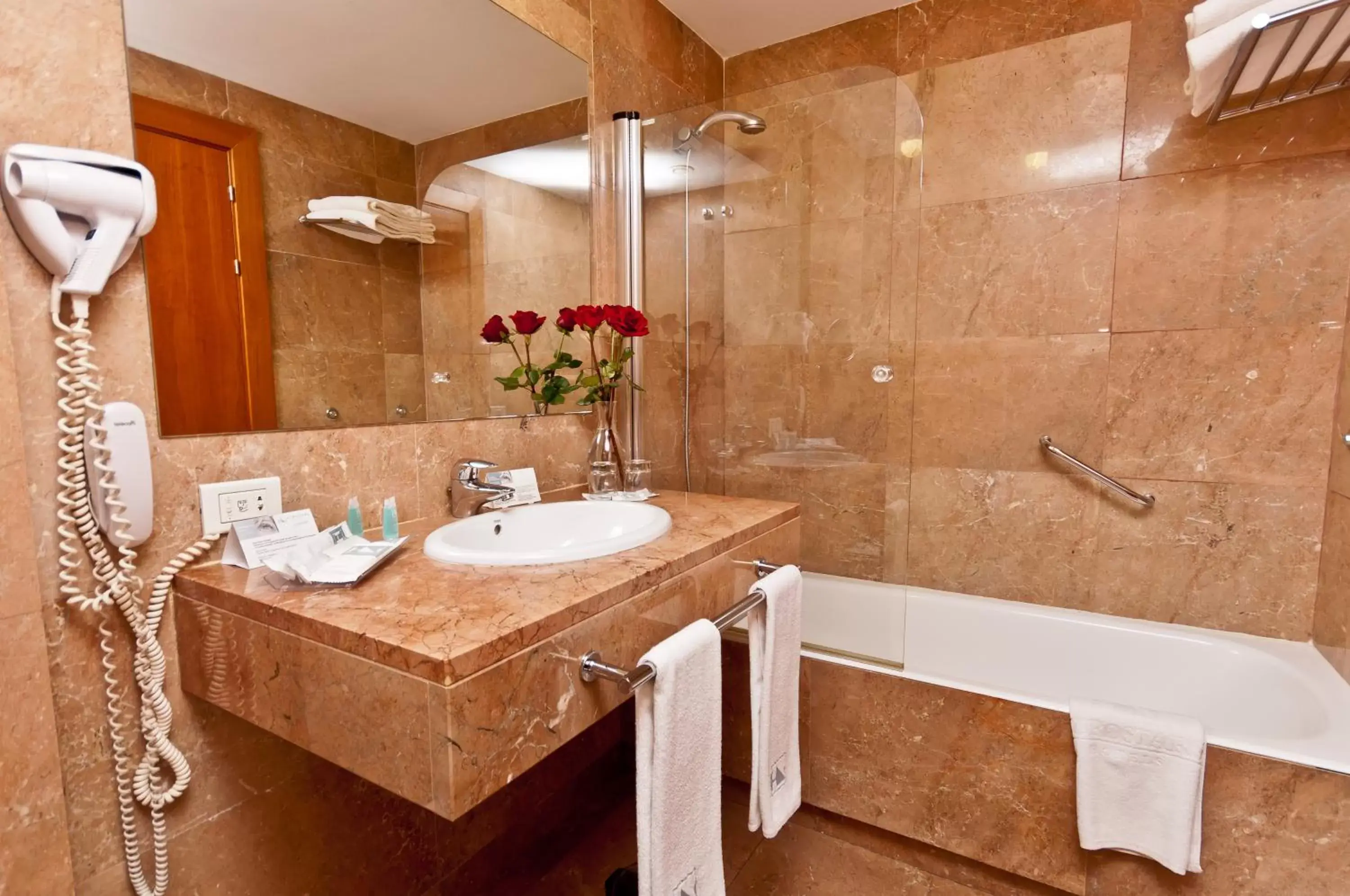 Bathroom in Eurostars Toledo
