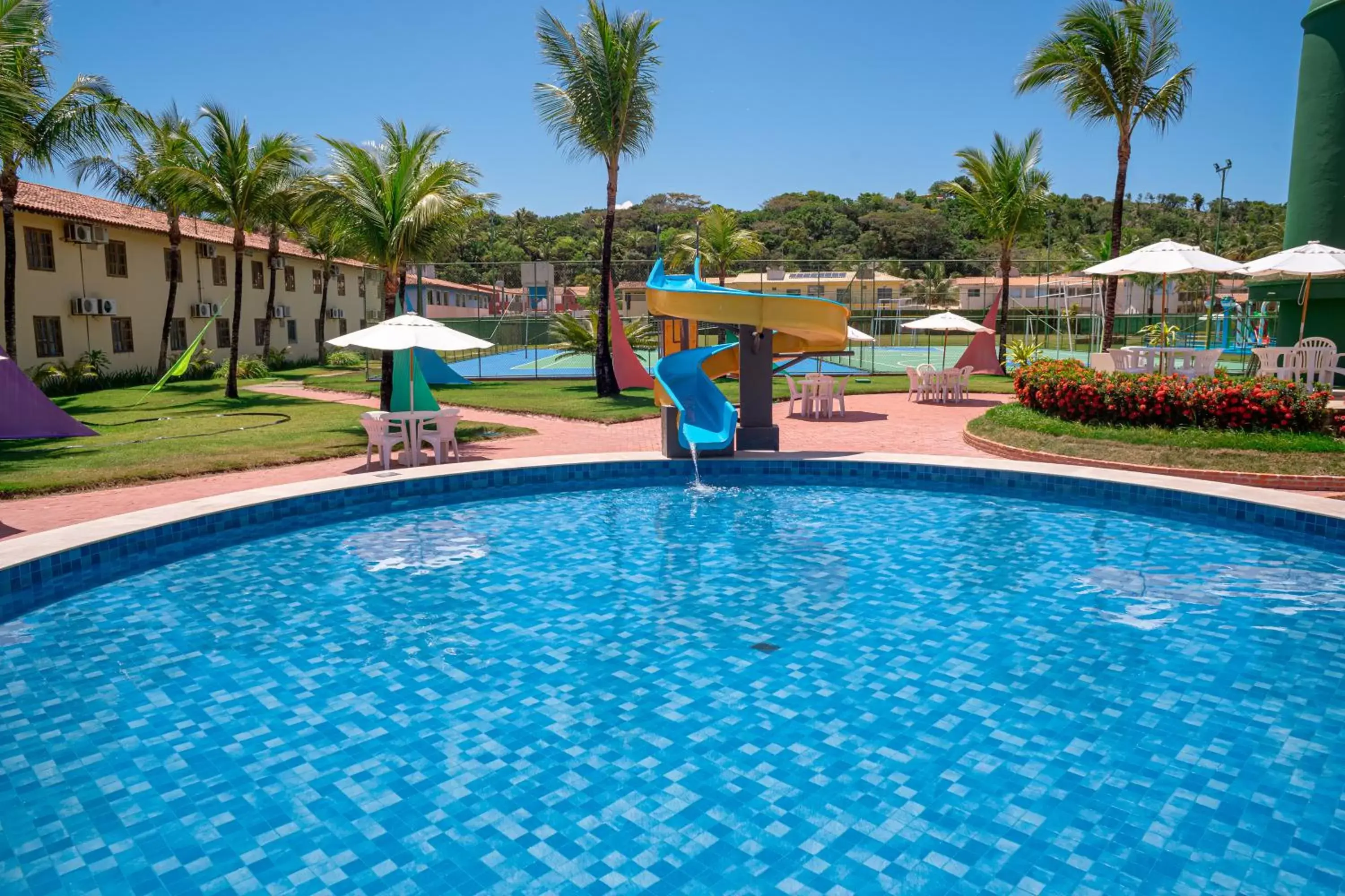 Swimming Pool in Portobello Park Hotel