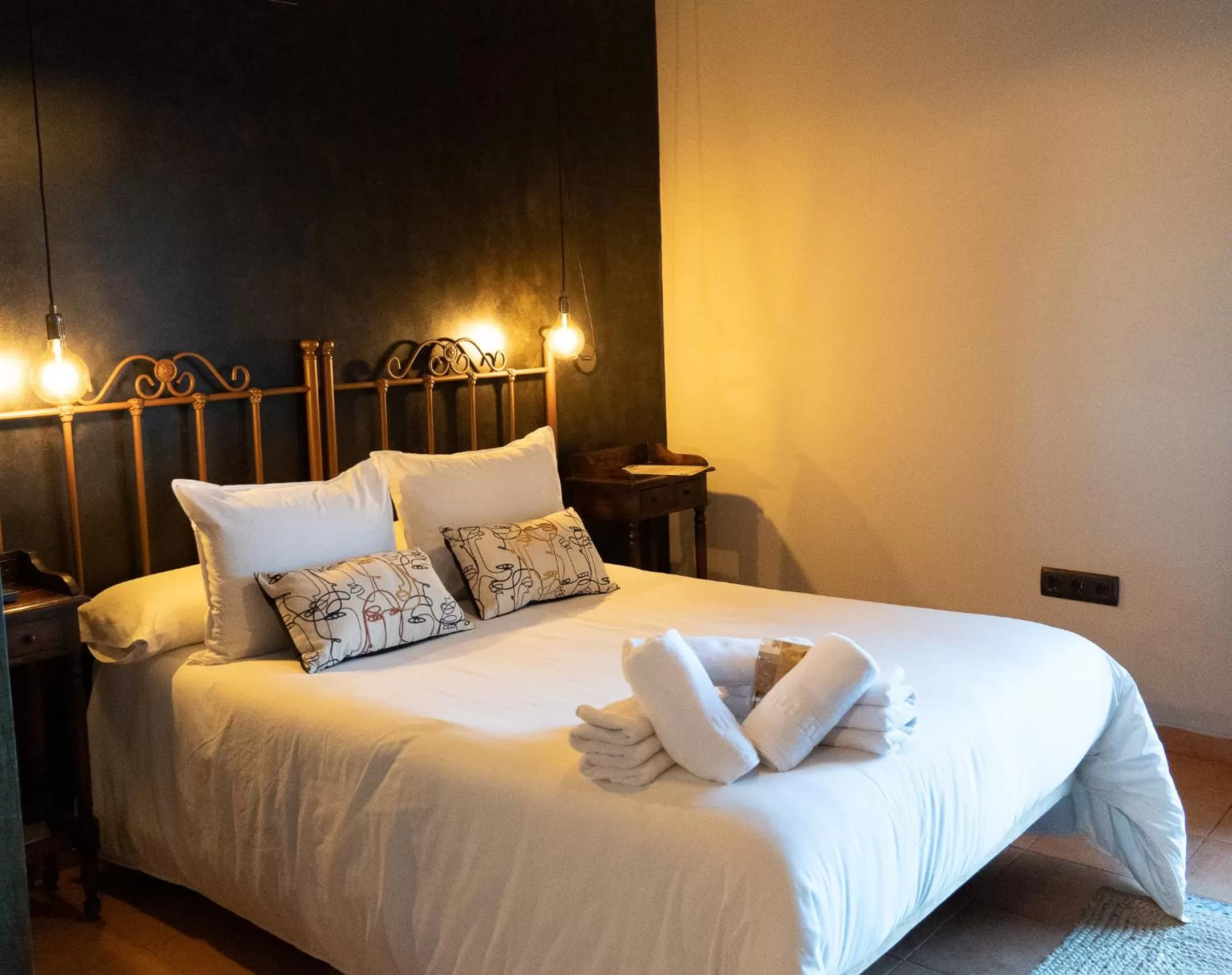 Bed in Hospedería Ballesteros