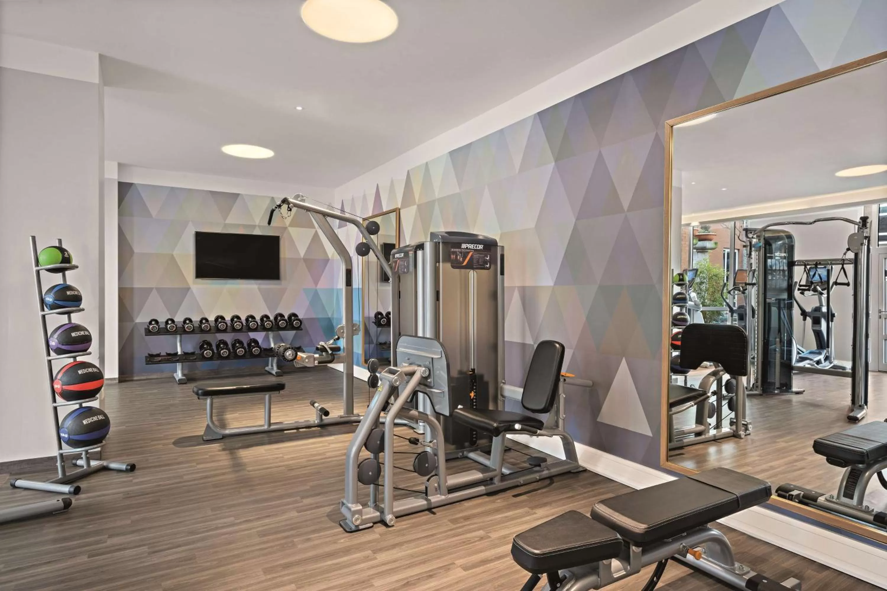 Fitness centre/facilities in Hilton Munich City