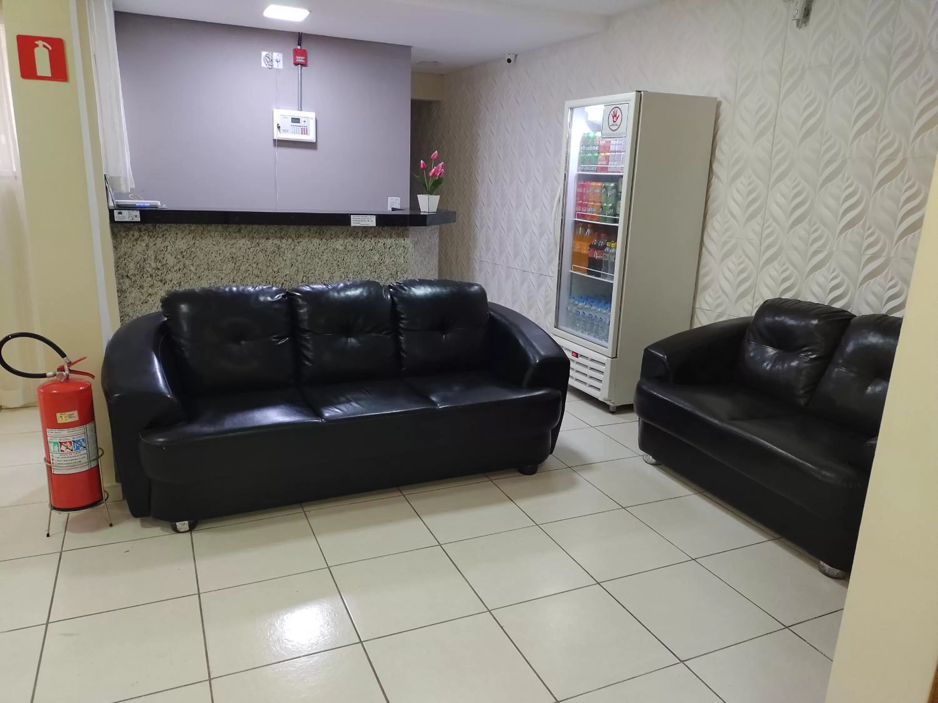 Living room, Lobby/Reception in Pousada Bella Vista