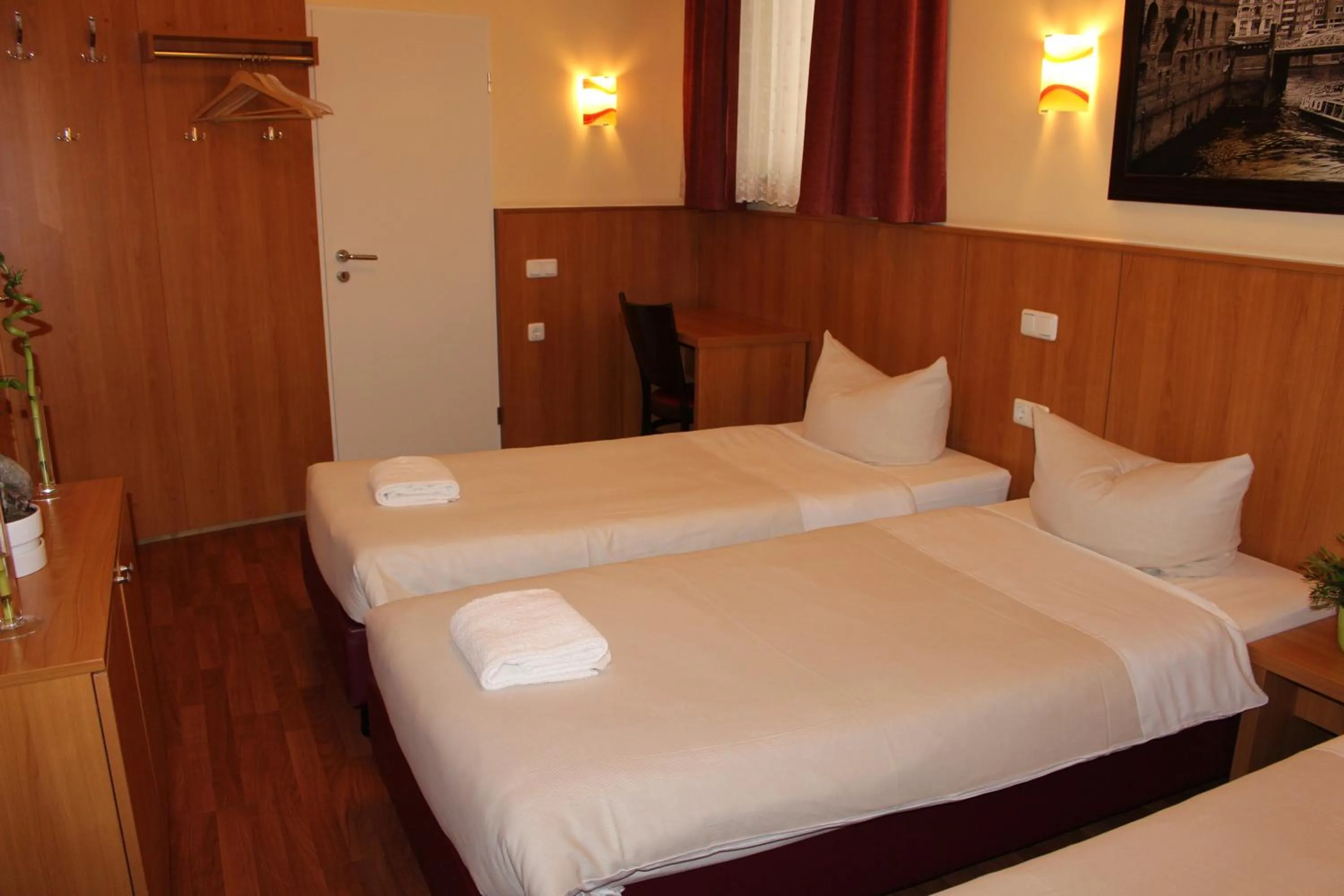 Photo of the whole room, Bed in Altan Hotel