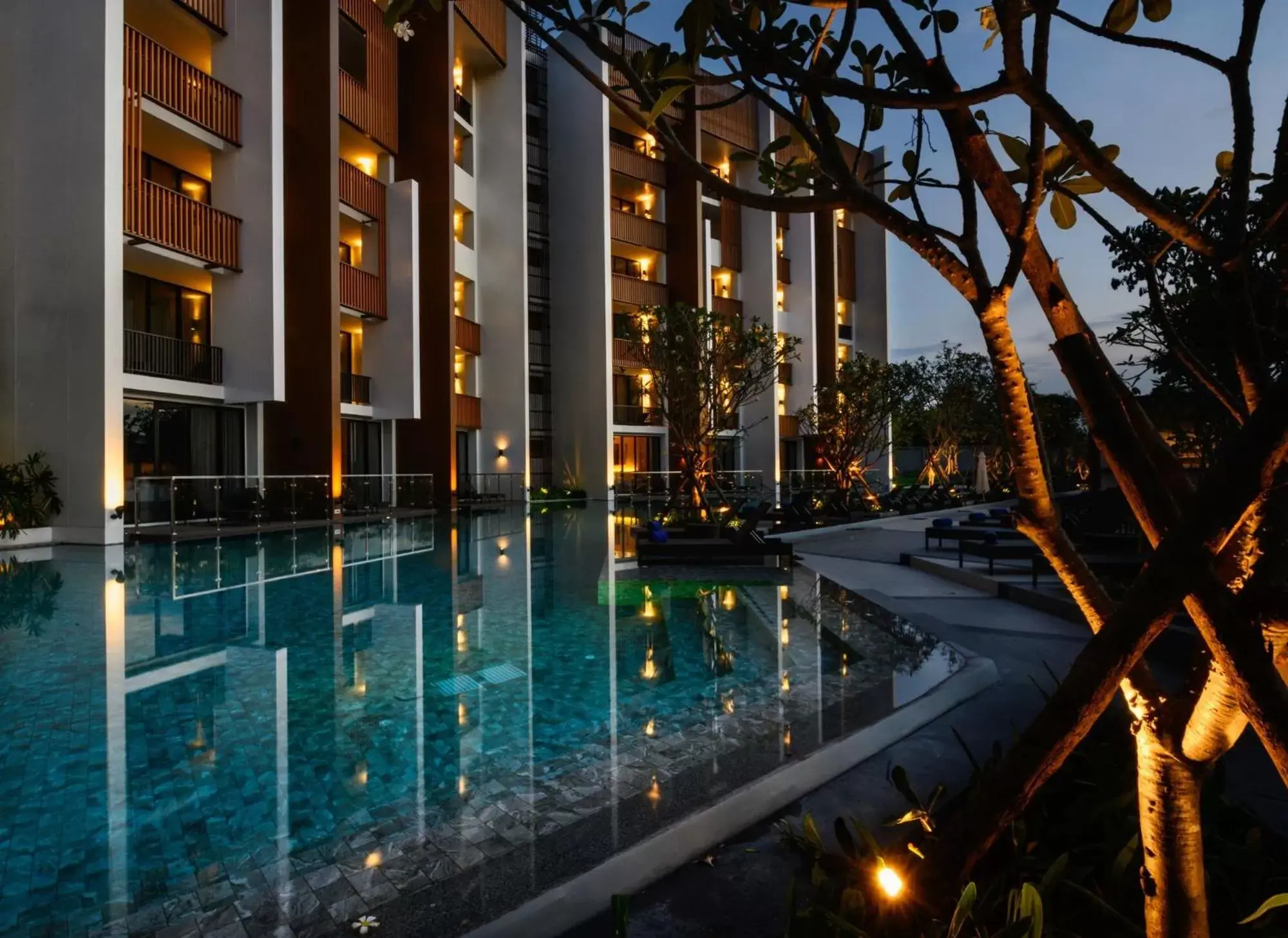 Property building, Swimming Pool in iSanook Resort & Suites Hua Hin