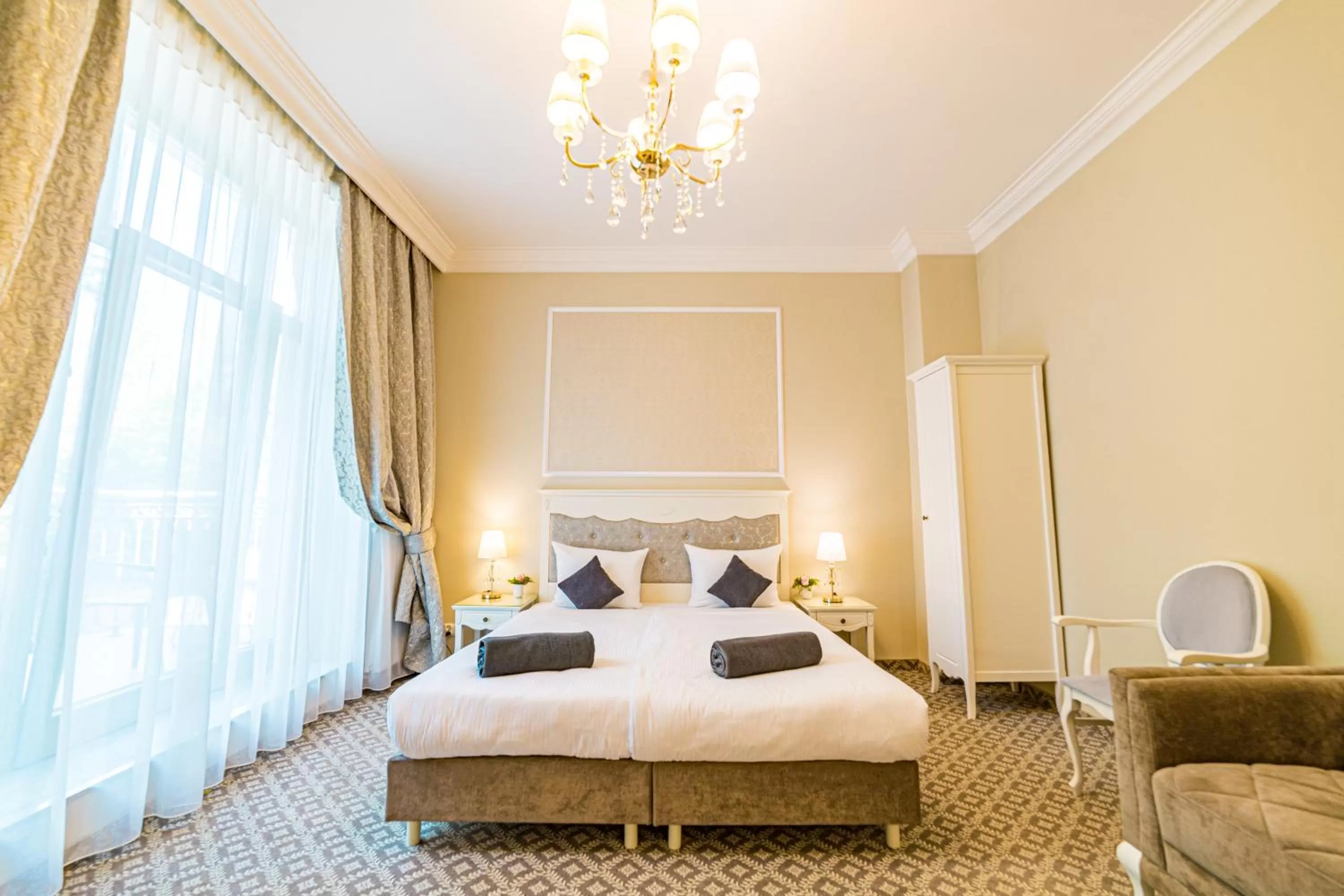 Bed in Hotel Willa Flora