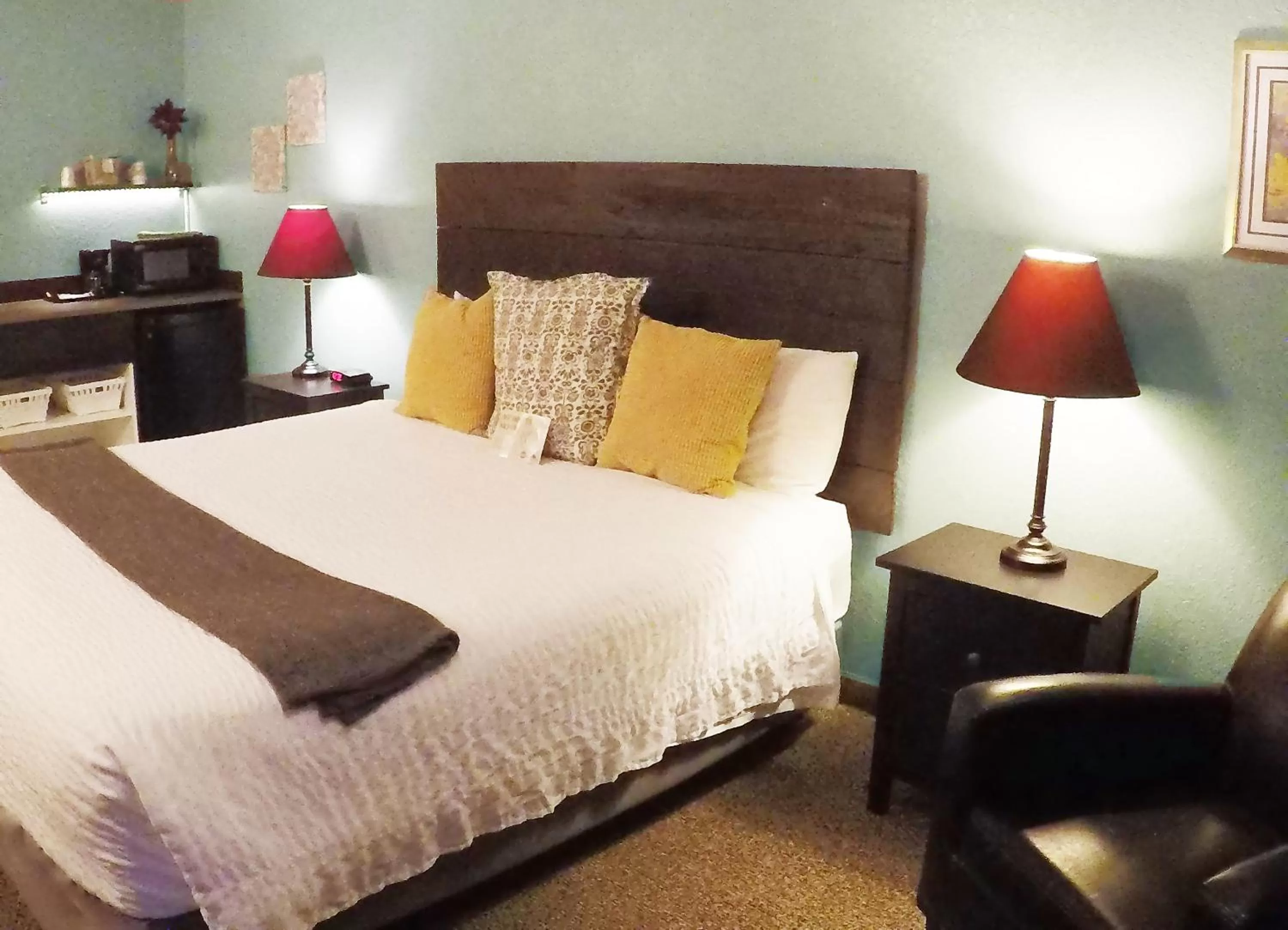 Bed in Mountain View Lodge