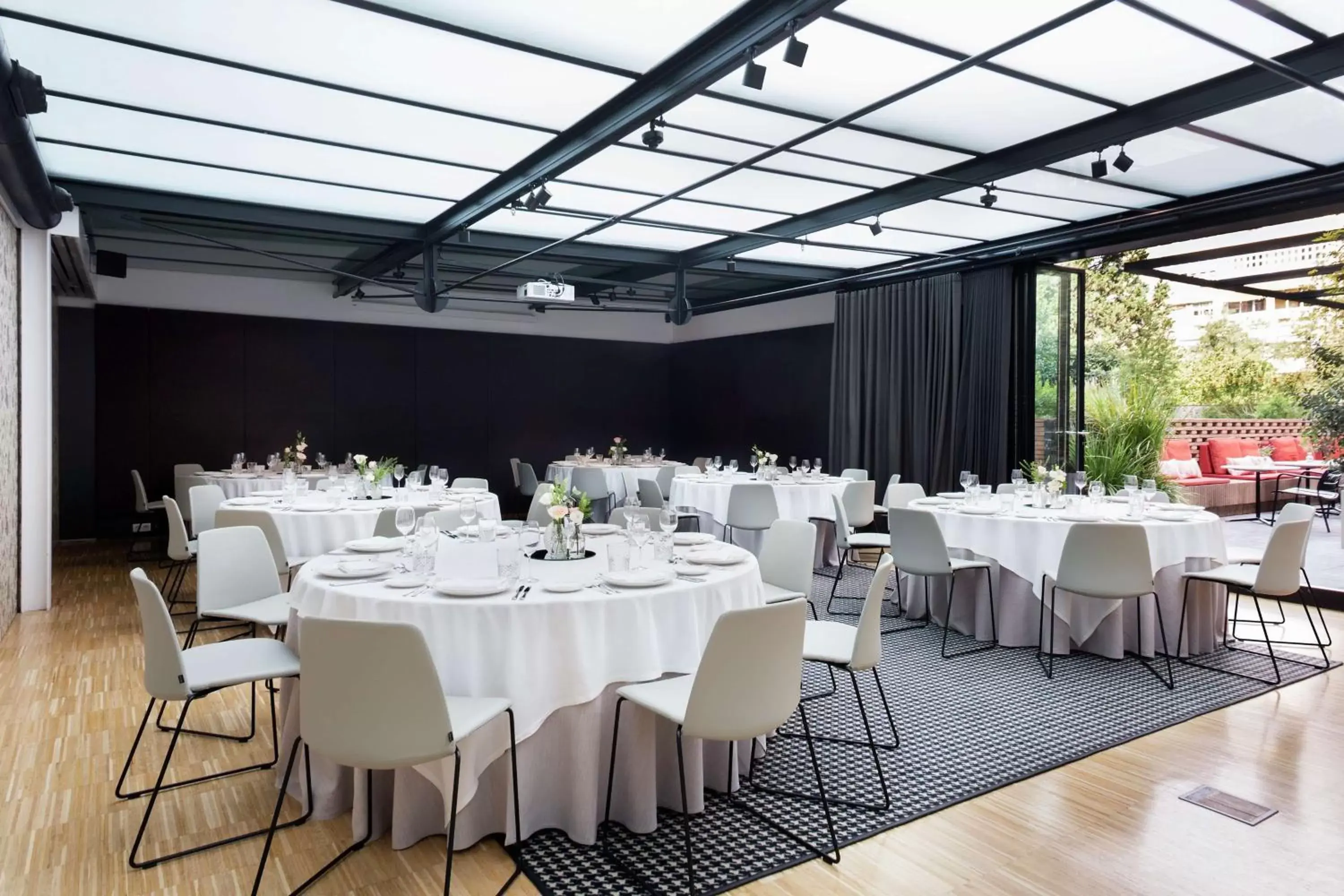 Meeting/conference room, Banquet Facilities in Alexandra Barcelona Hotel, Curio Collection by Hilton