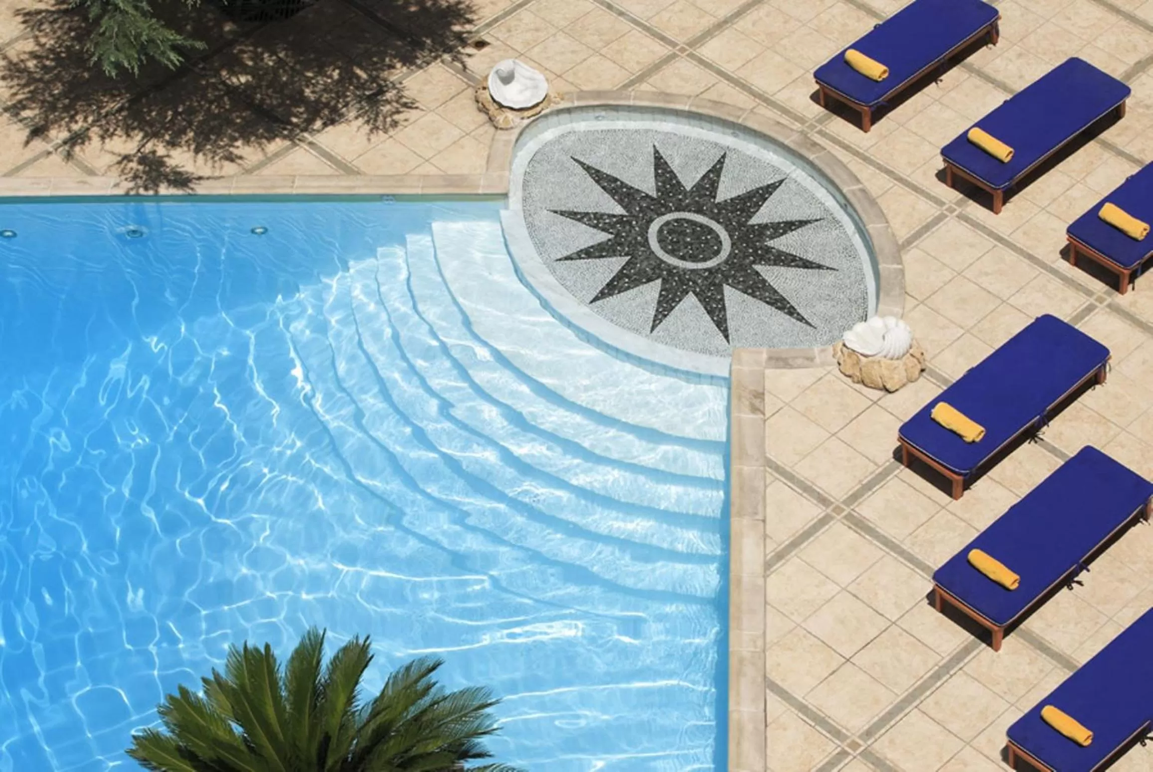 Swimming pool in Royal Olympic Hotel