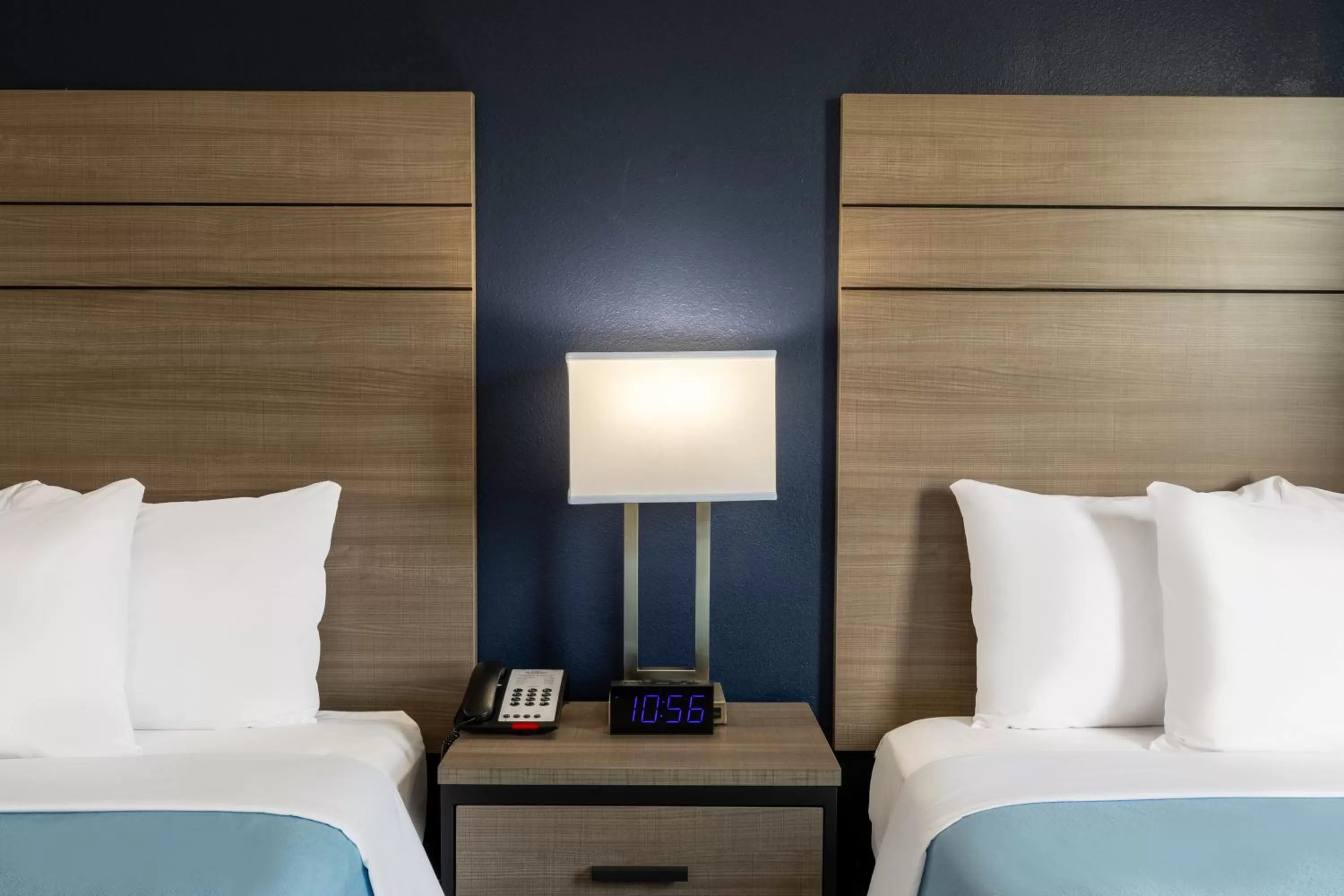 Bedroom, Bed in Baymont by Wyndham Laredo