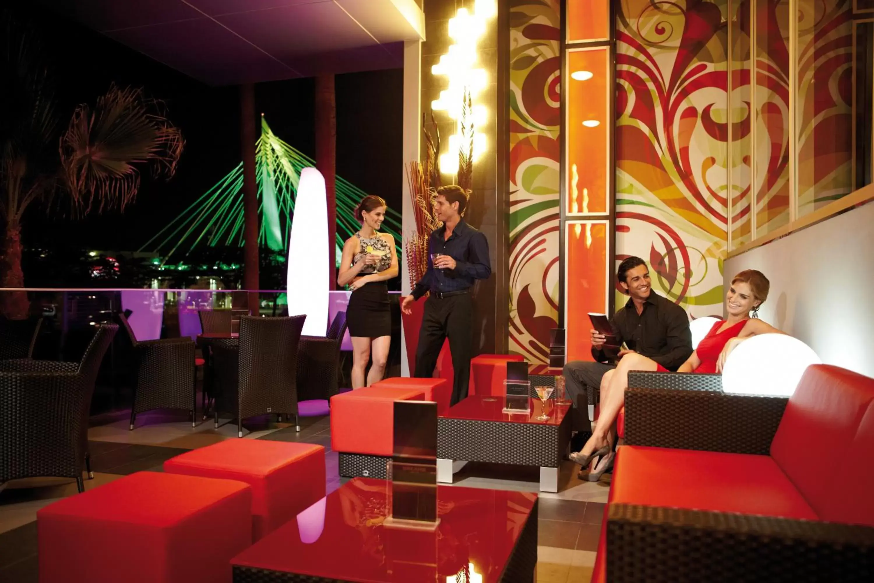 Lounge or bar, Restaurant/Places to Eat in Riu Plaza Guadalajara