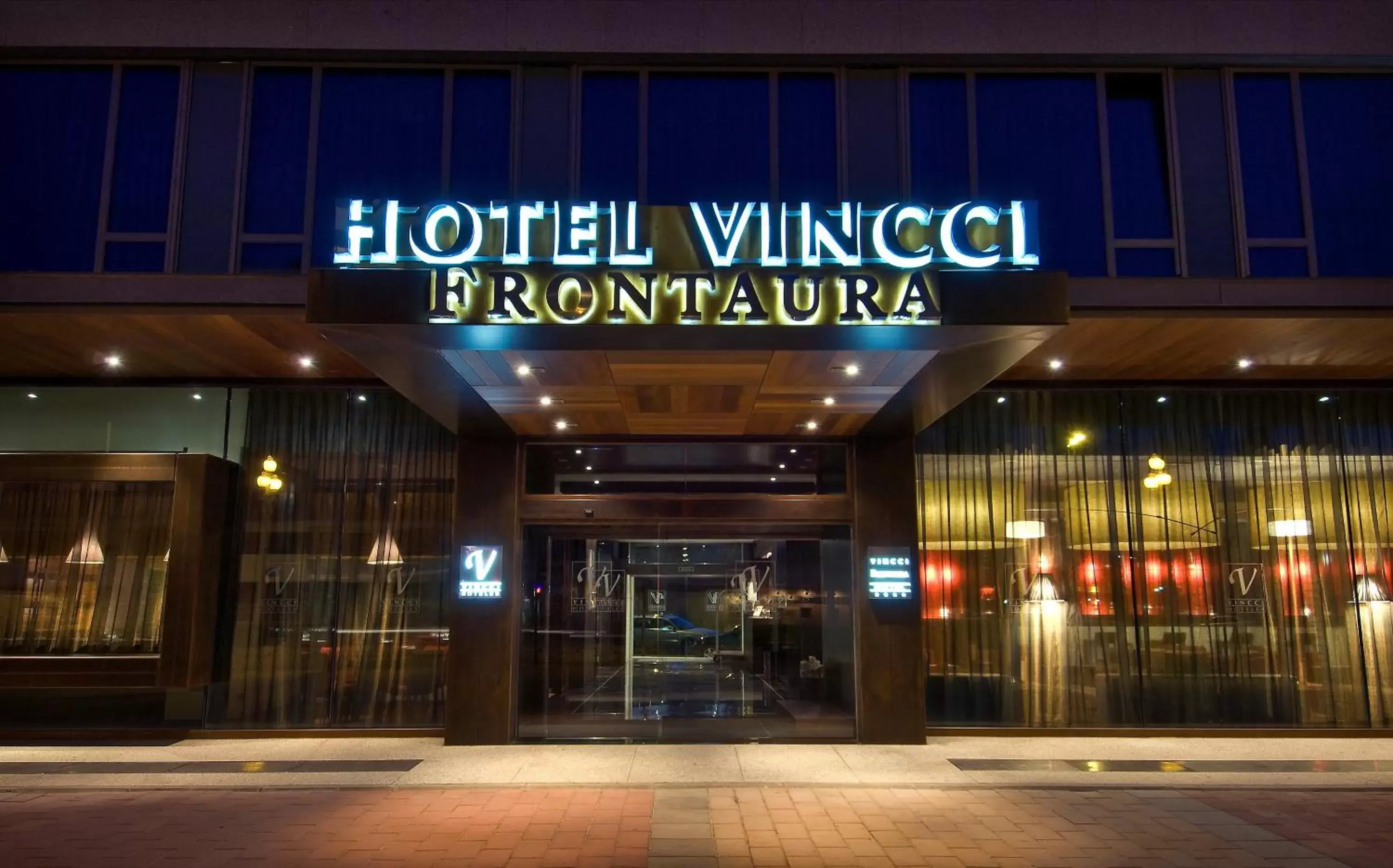 Facade/entrance in Vincci Frontaura Facade/entrance in Vincci Frontaura