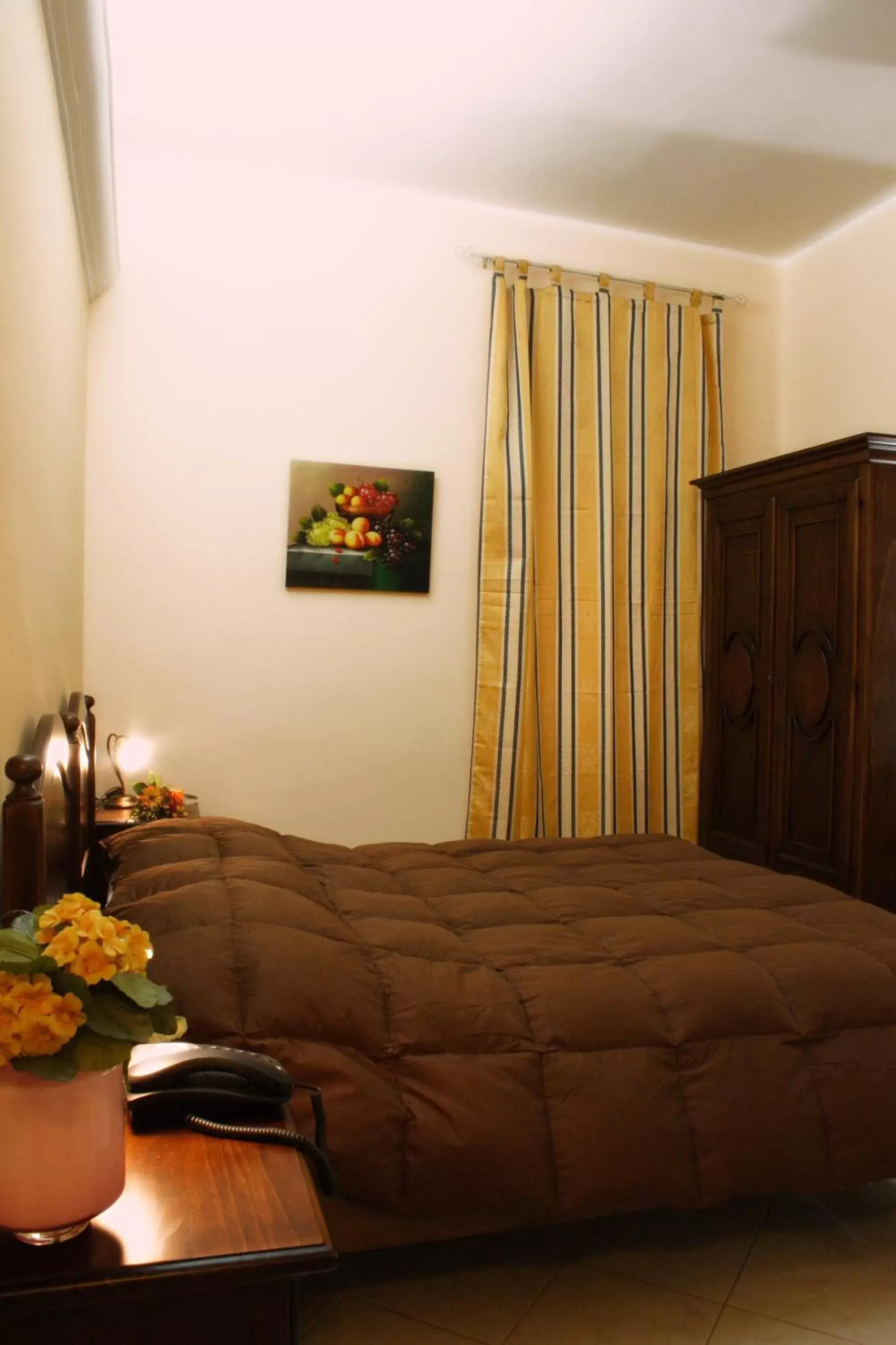 Bed in Hotel Piro