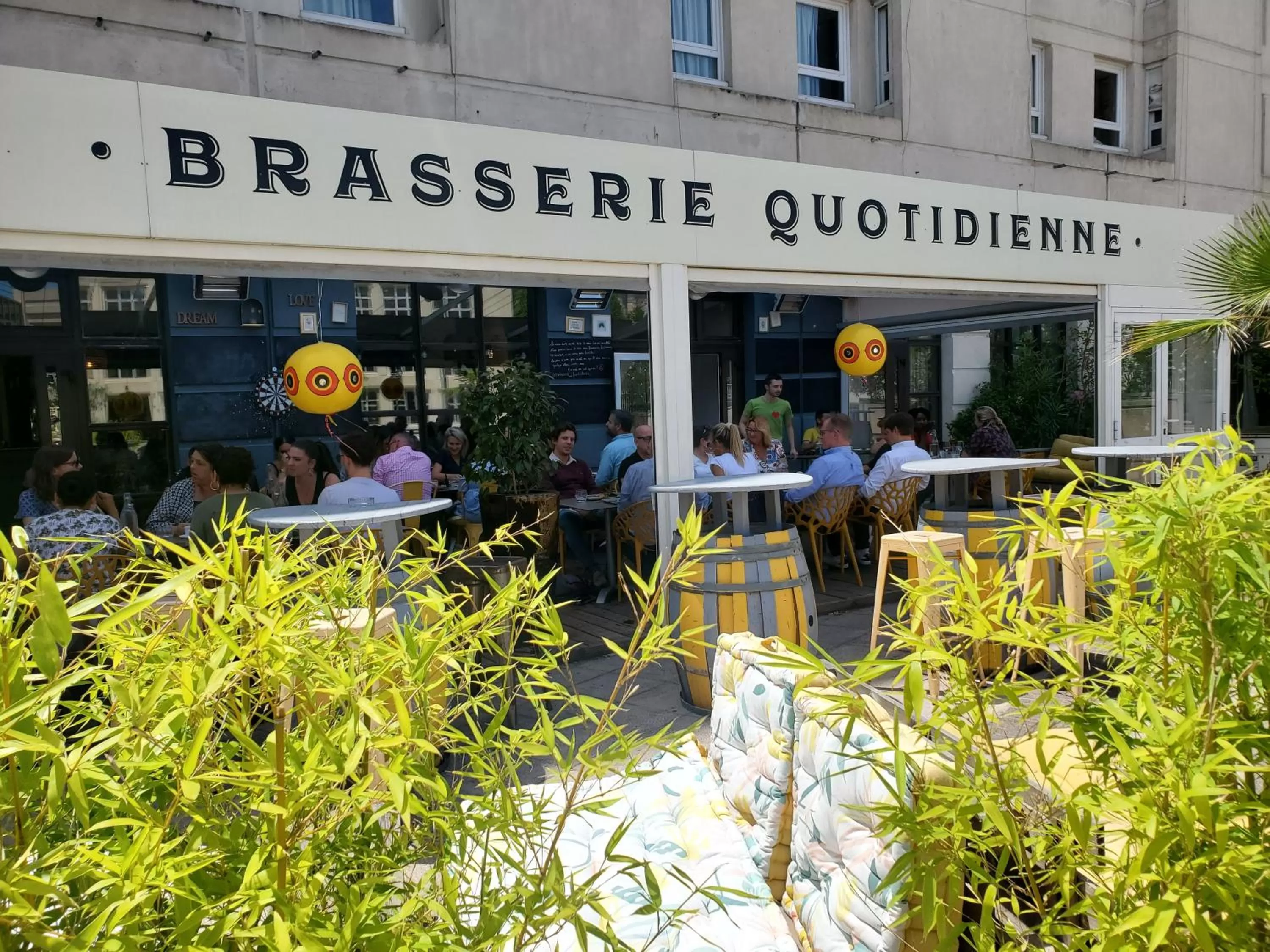 Restaurant/places to eat in ibis Montpellier Centre Polygone