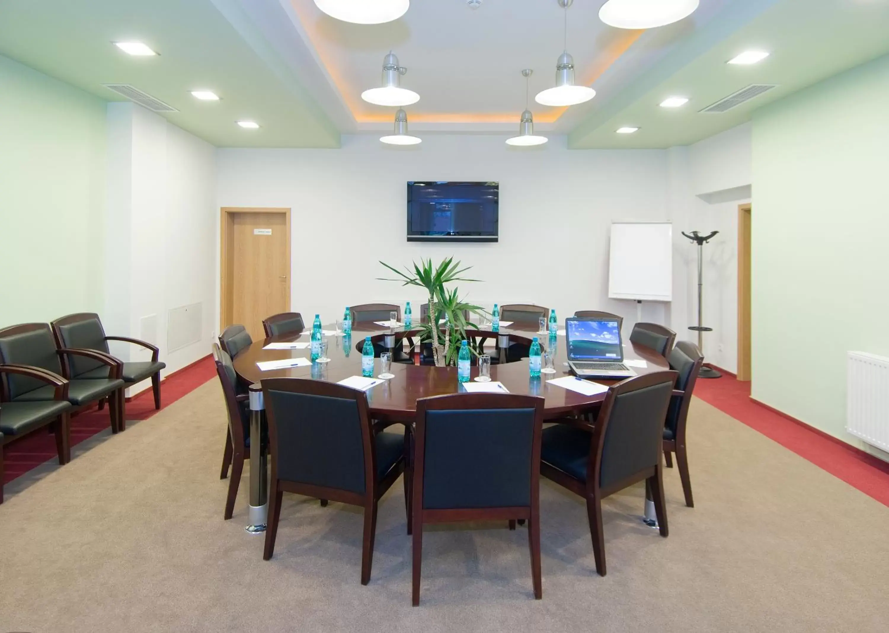 Business facilities in Hotel Ambient