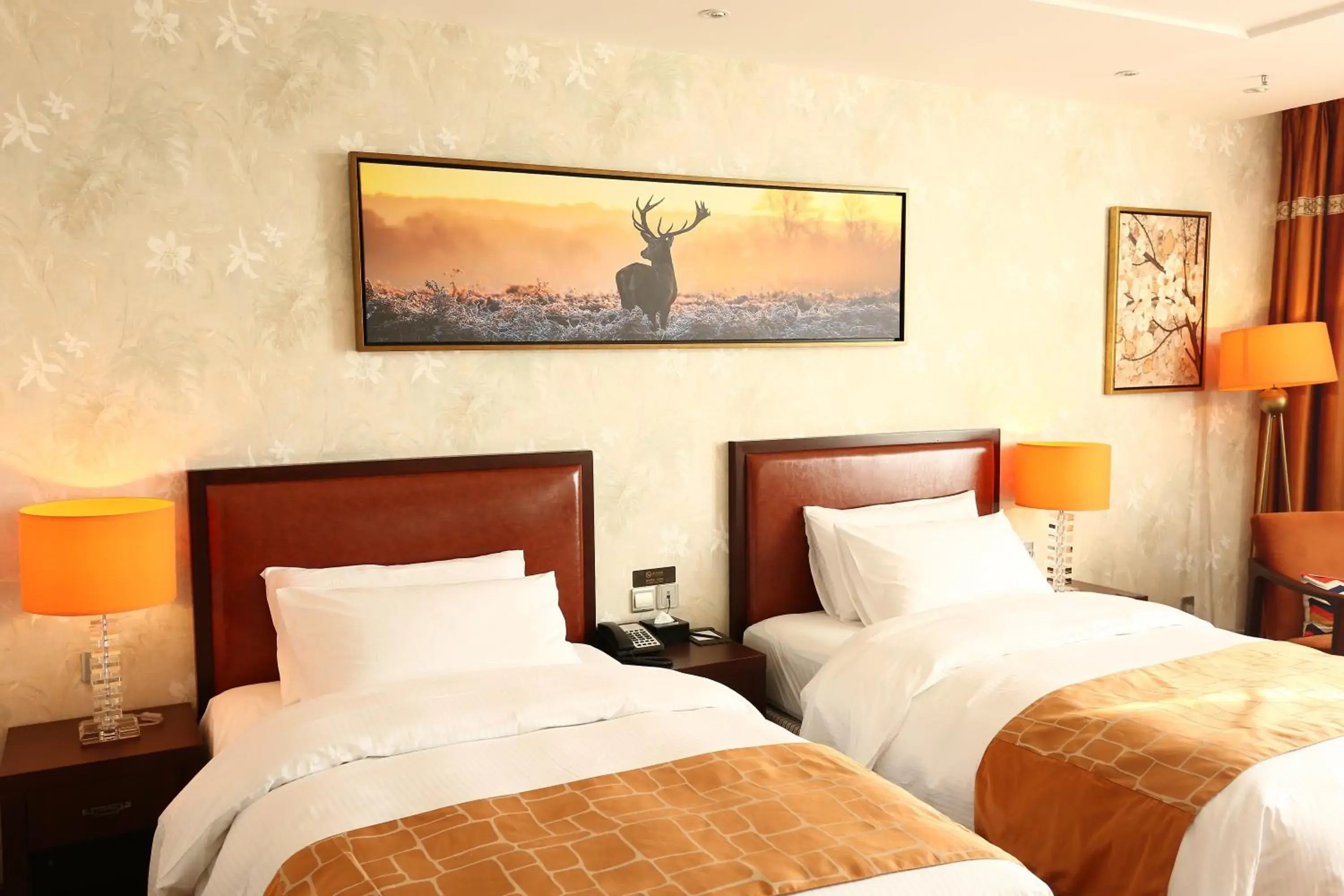 Bed in Beijing Sunflower Hotel