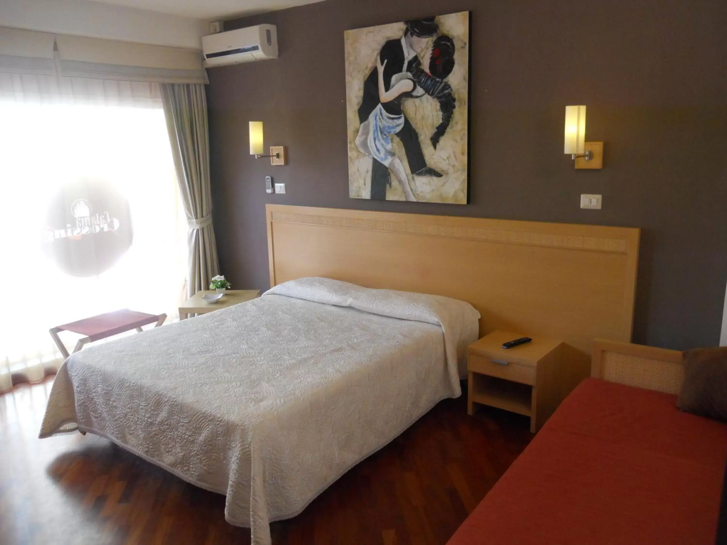 Bed in Catania Crossing B&B - Rooms & Comforts