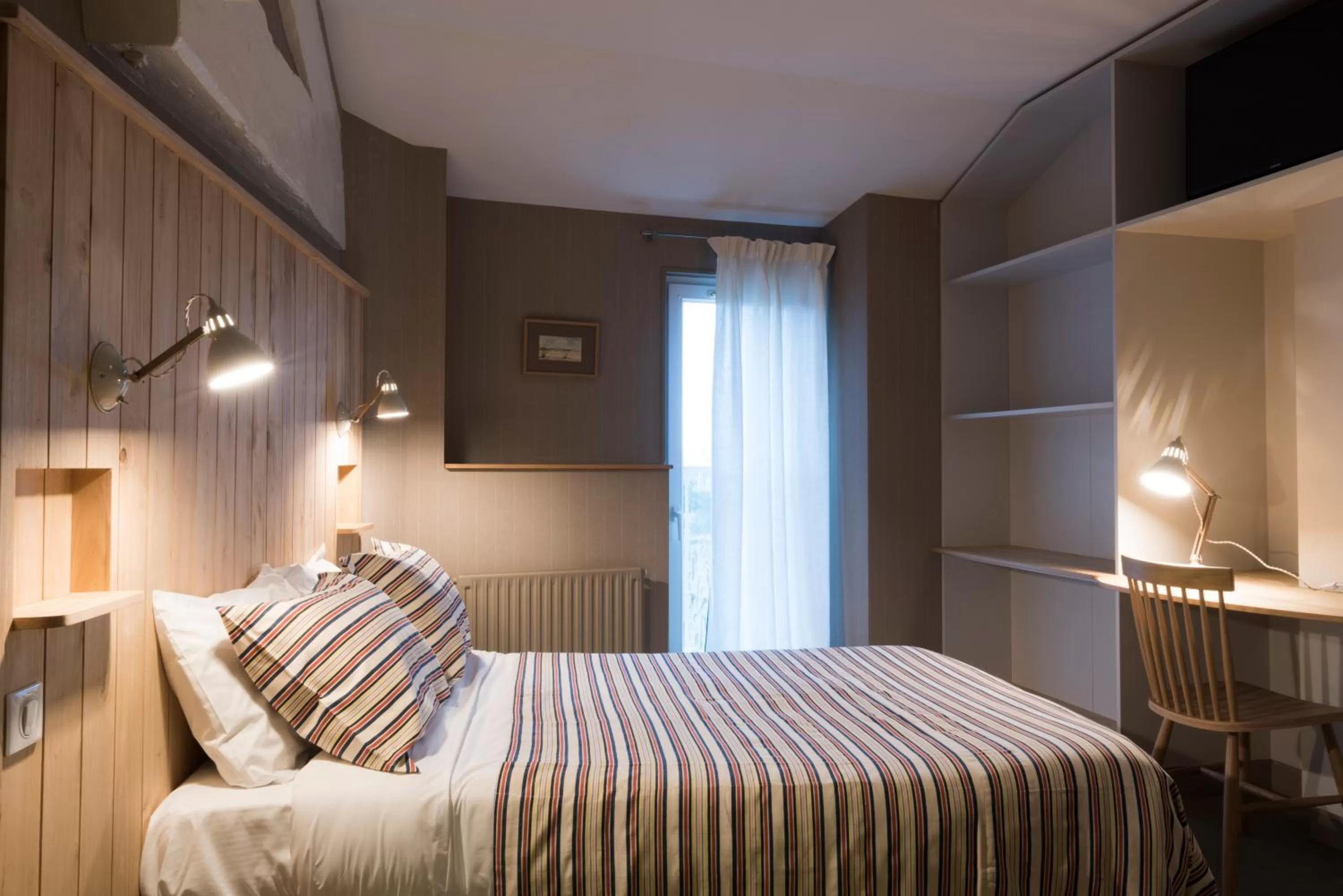 Bed in Auberge de la Commanderie