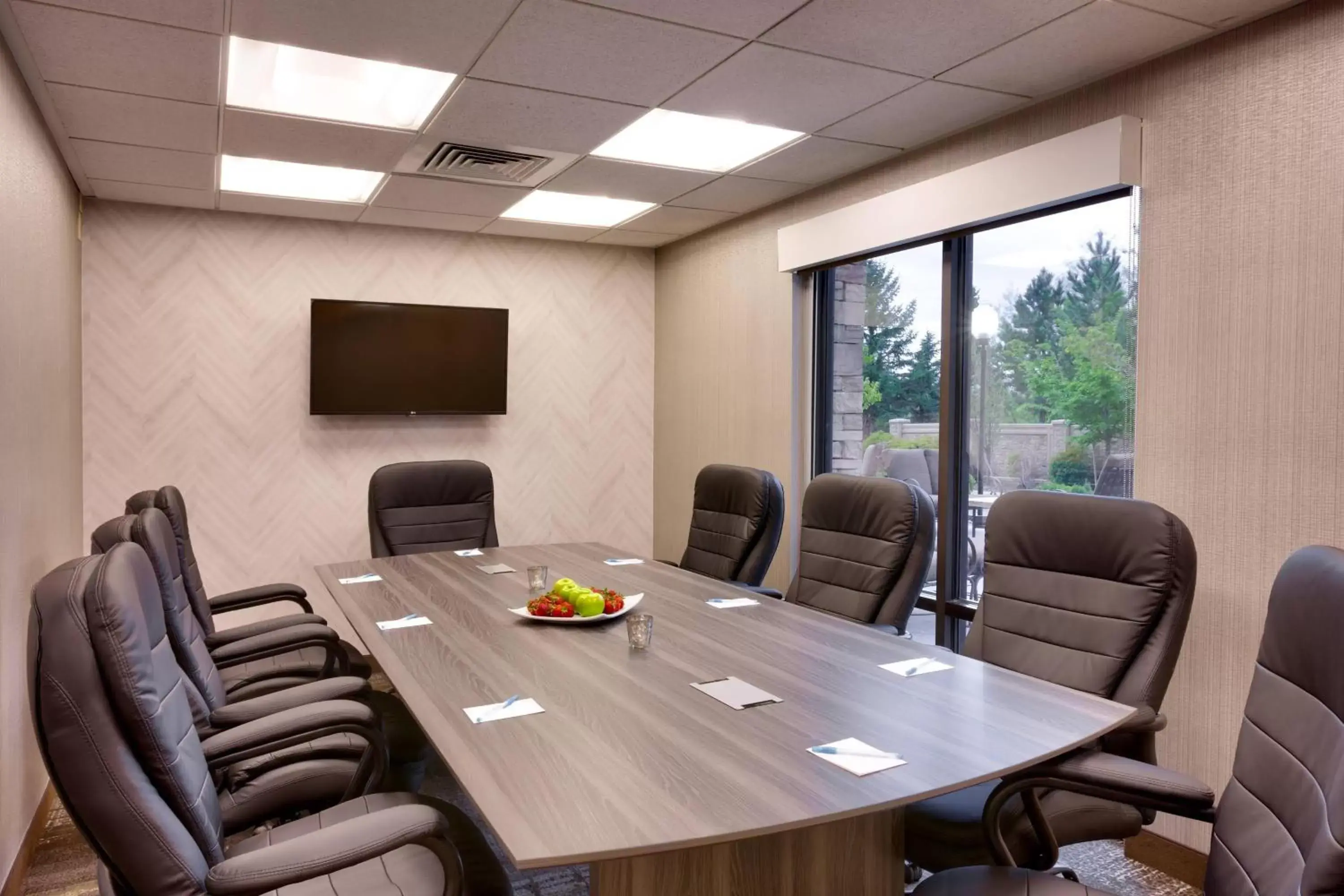 Meeting/conference room in SpringHill Suites Lehi at Thanksgiving Point