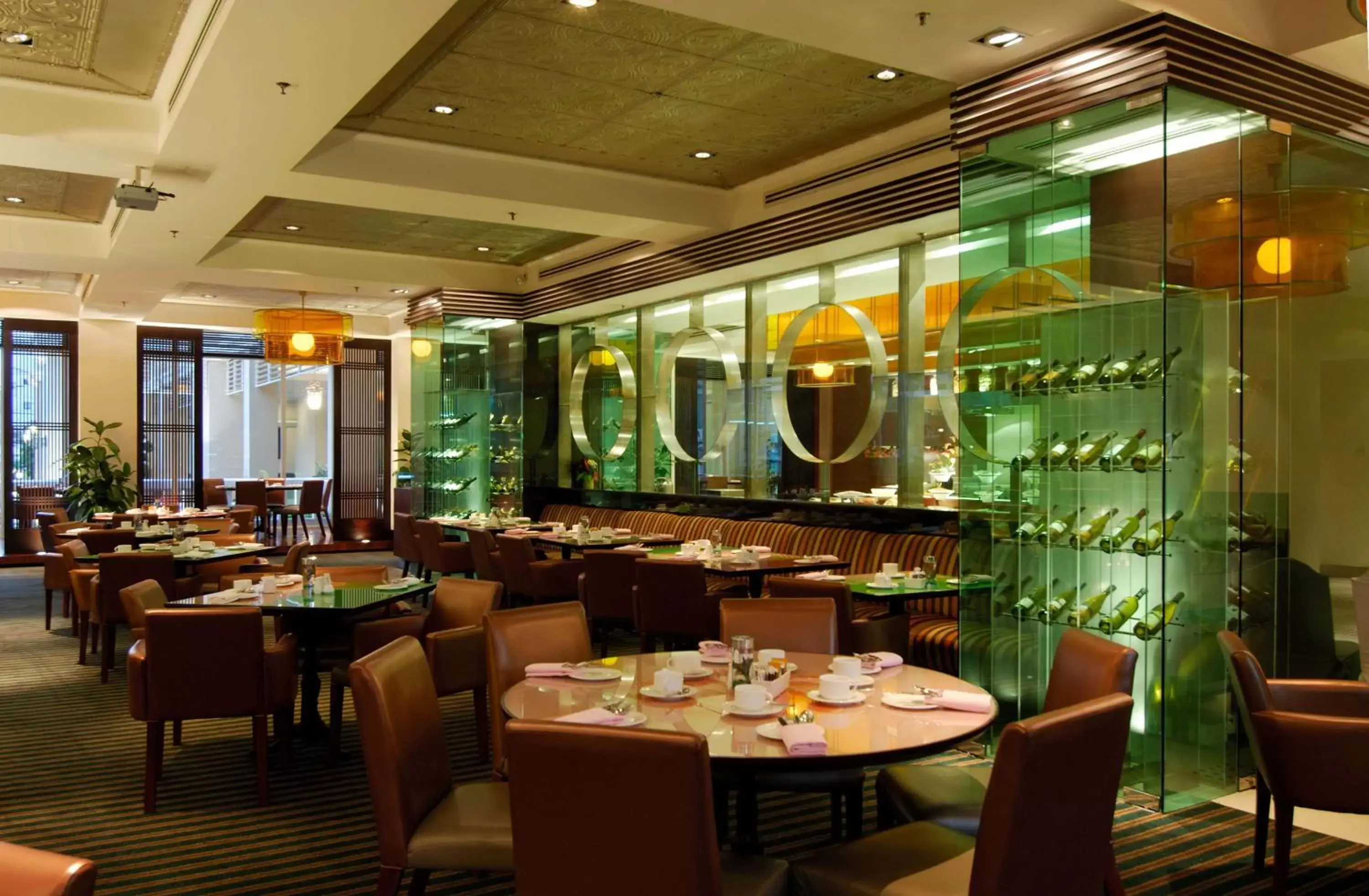 Restaurant/Places to Eat in Hotel Equatorial Ho Chi Minh City