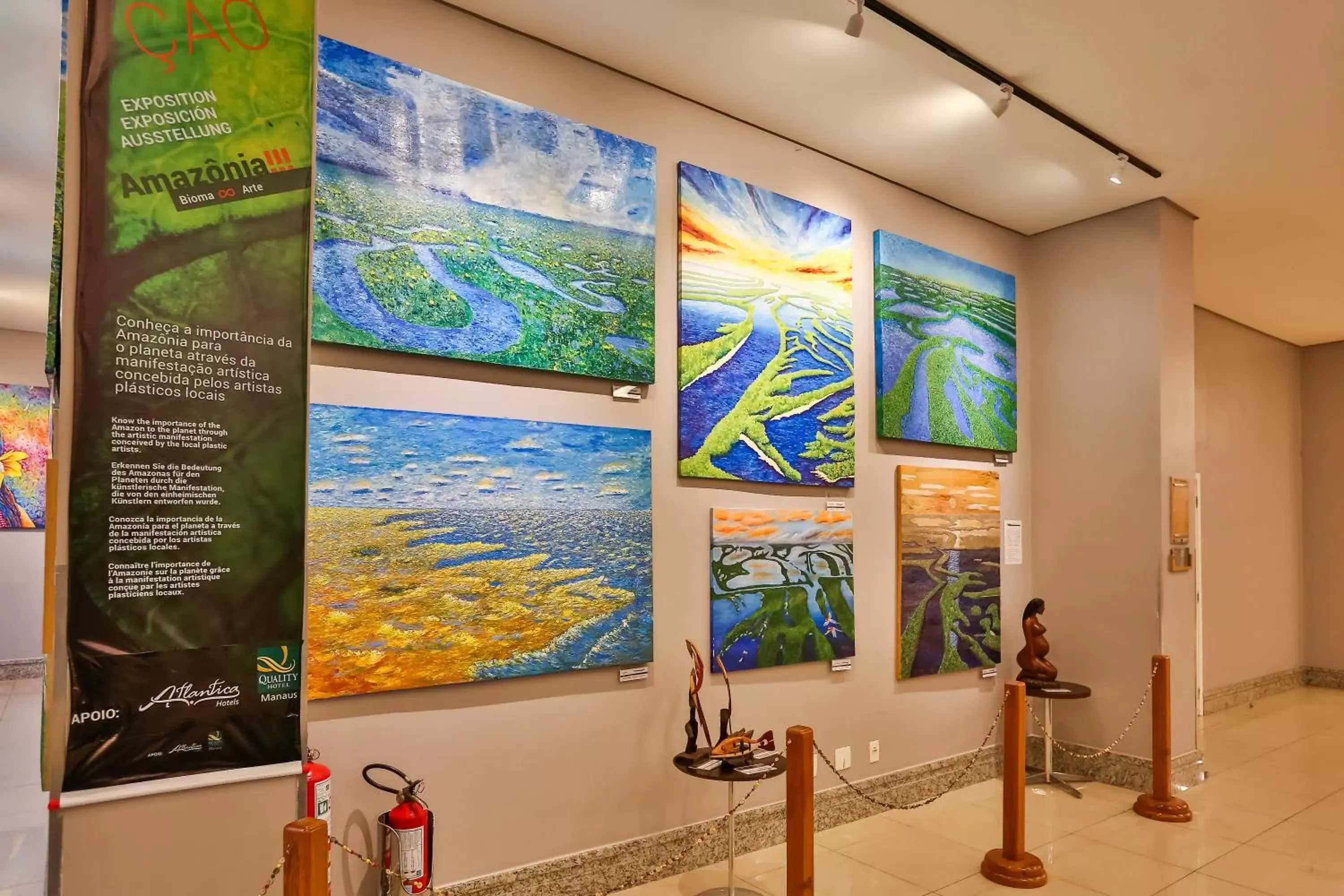 Lobby or reception, Bathroom in Quality Hotel Manaus