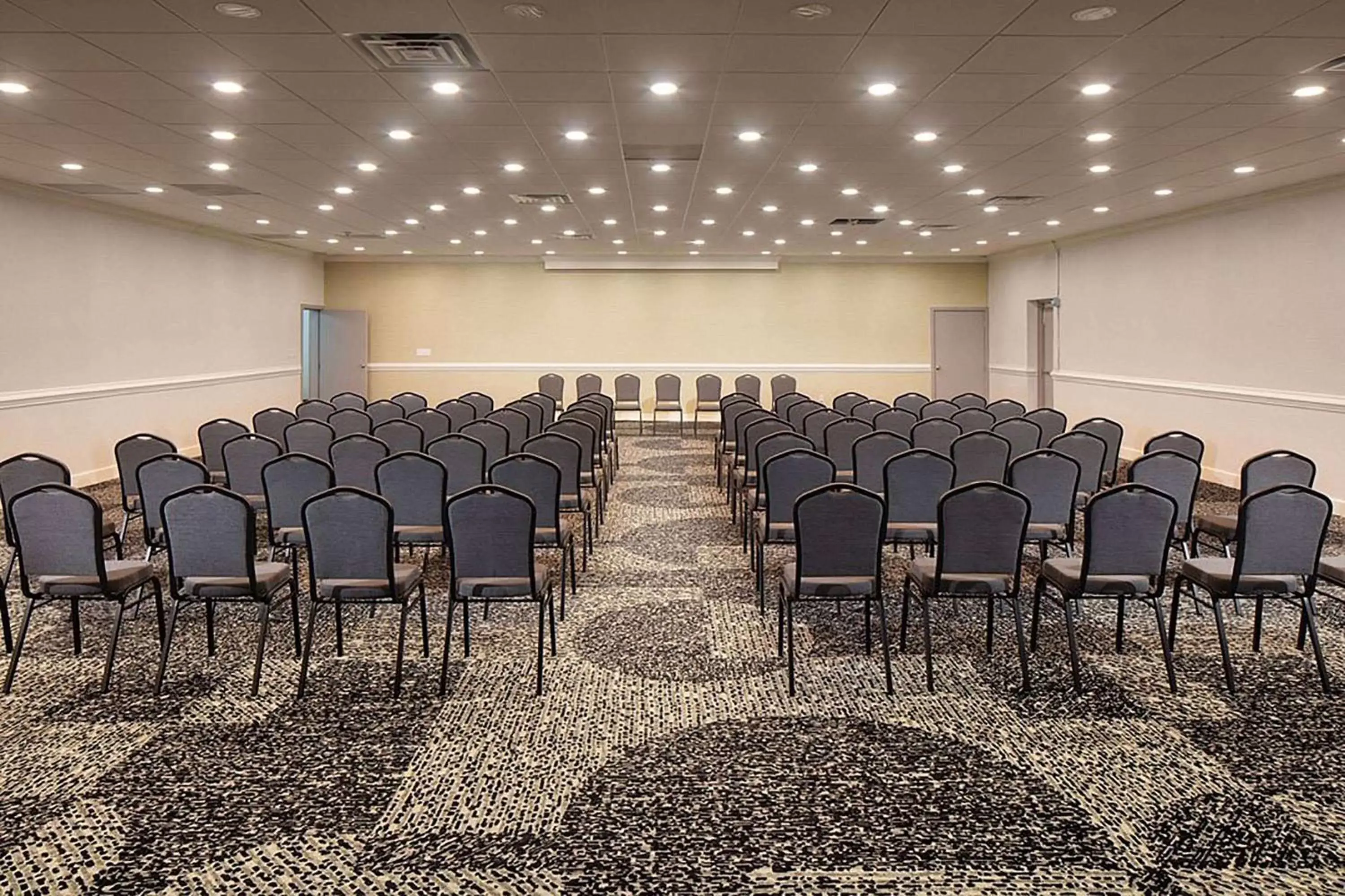 Meeting/conference room in Wyndham Garden Columbia-Ft Jackson