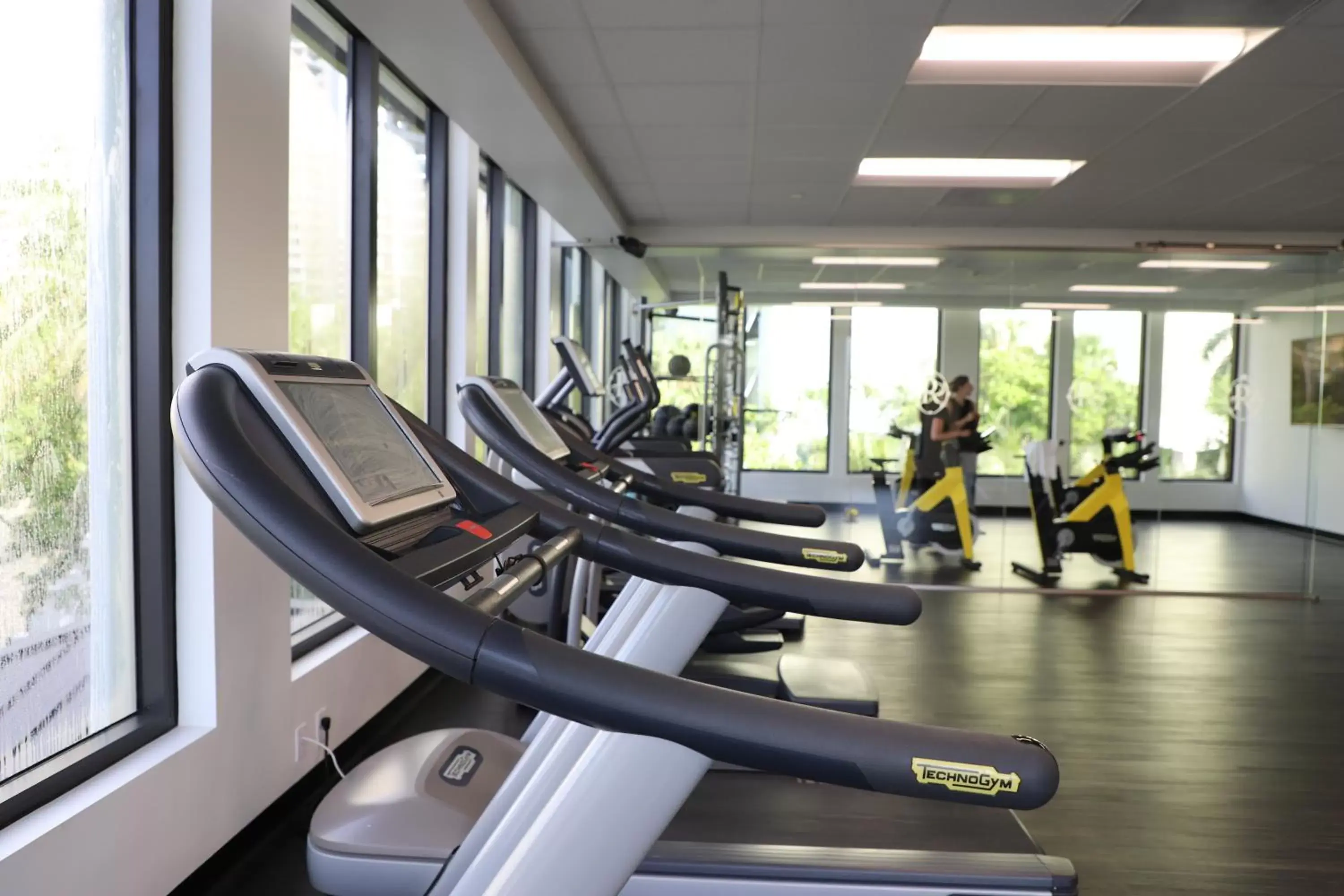 Fitness centre/facilities, Fitness Center/Facilities in Riverside Hotel
