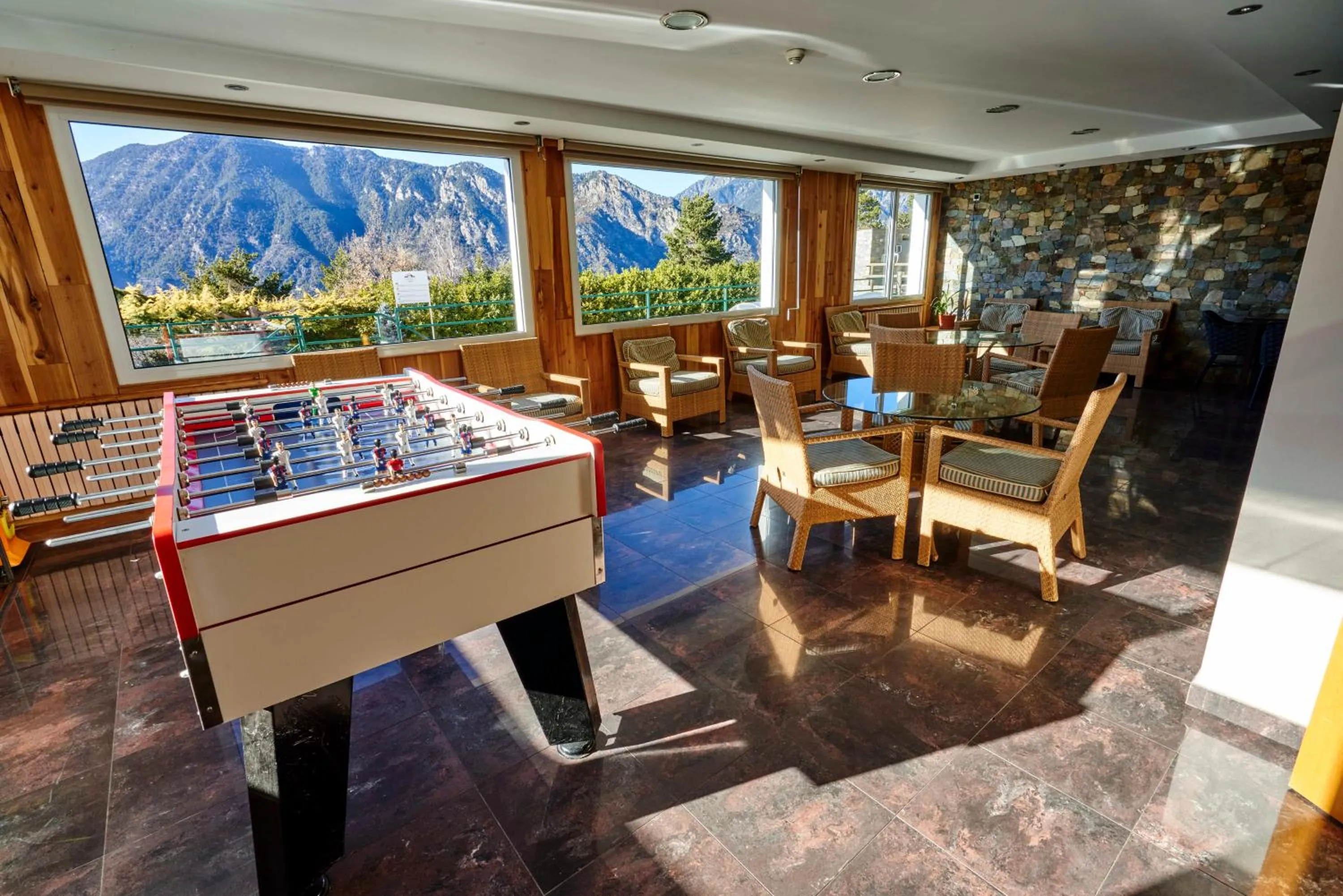 Game Room in Coma Bella