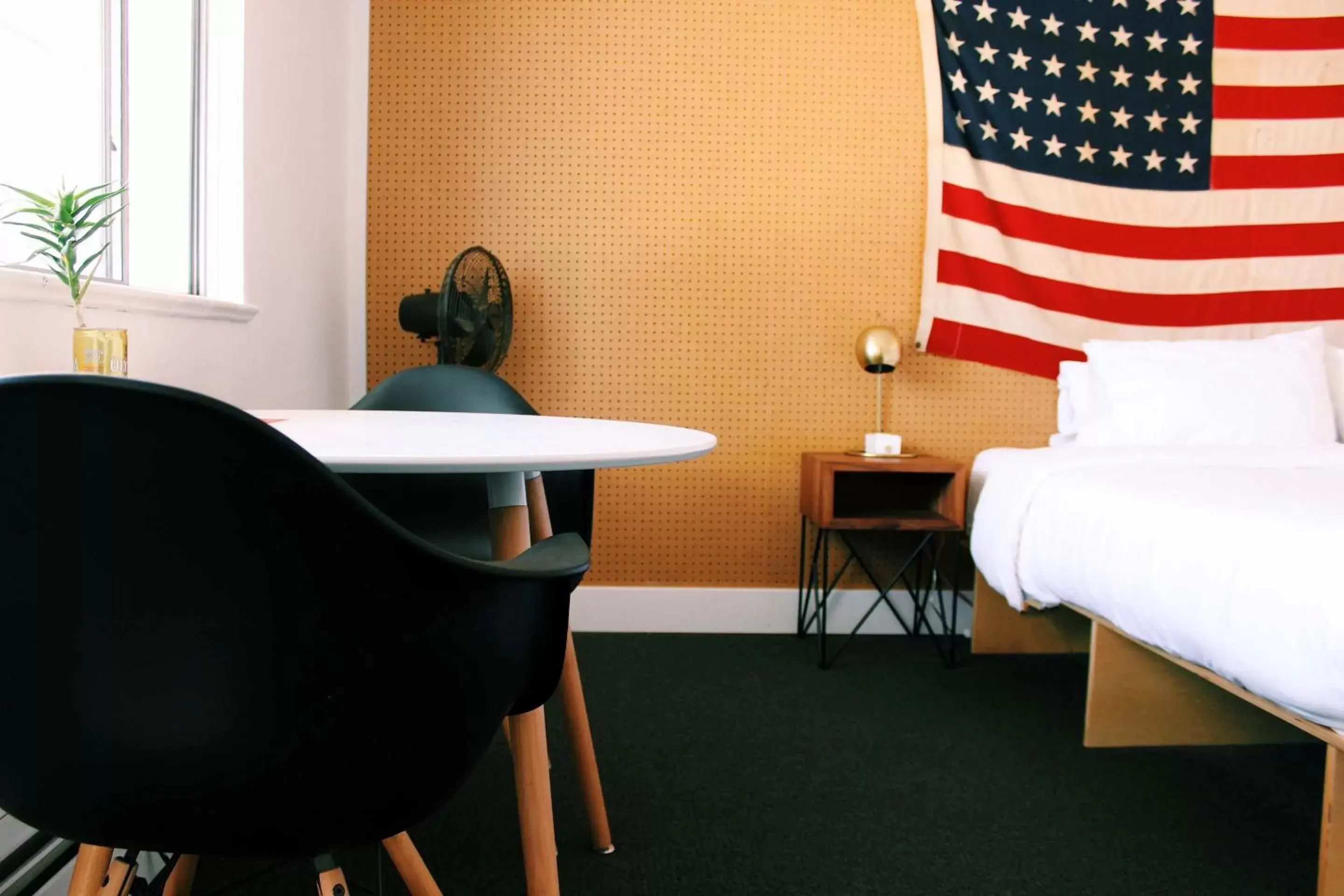 Bed in Amigo Motor Lodge Bed in Amigo Motor Lodge