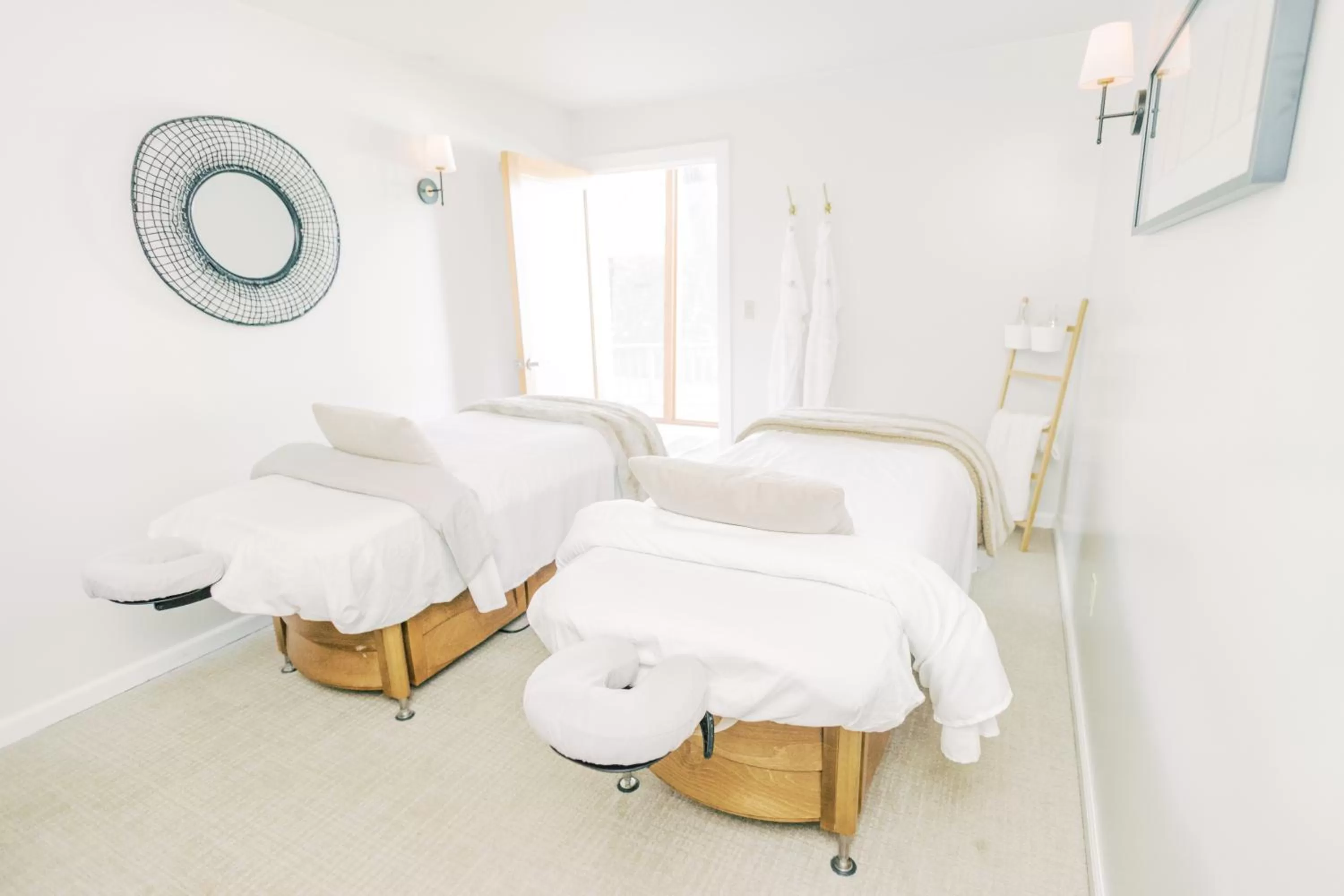 Spa and wellness centre/facilities, Bed in CALAMIGOS RANCH Resort & Spa