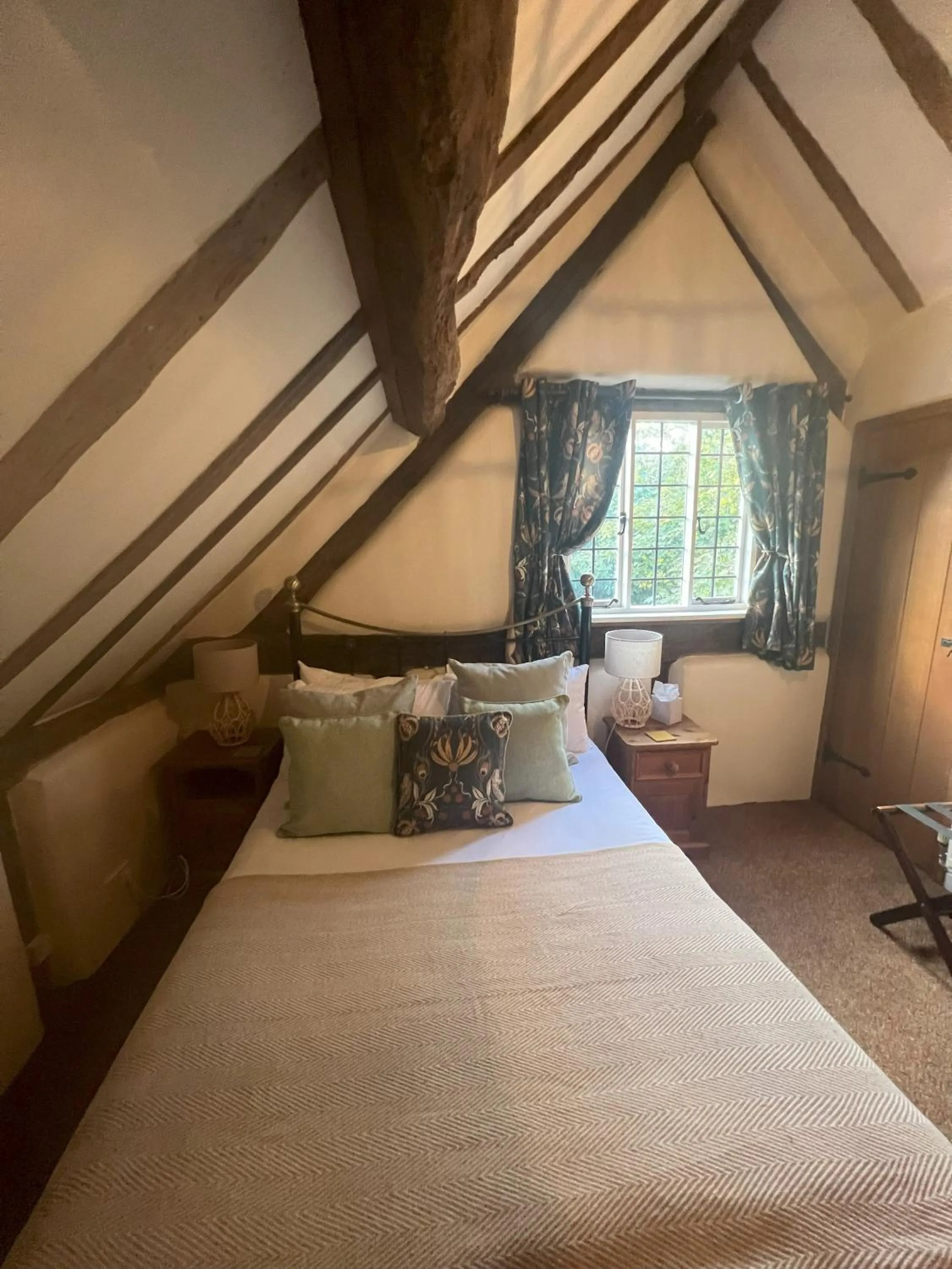 Bed in Old Rectory House, Redditch