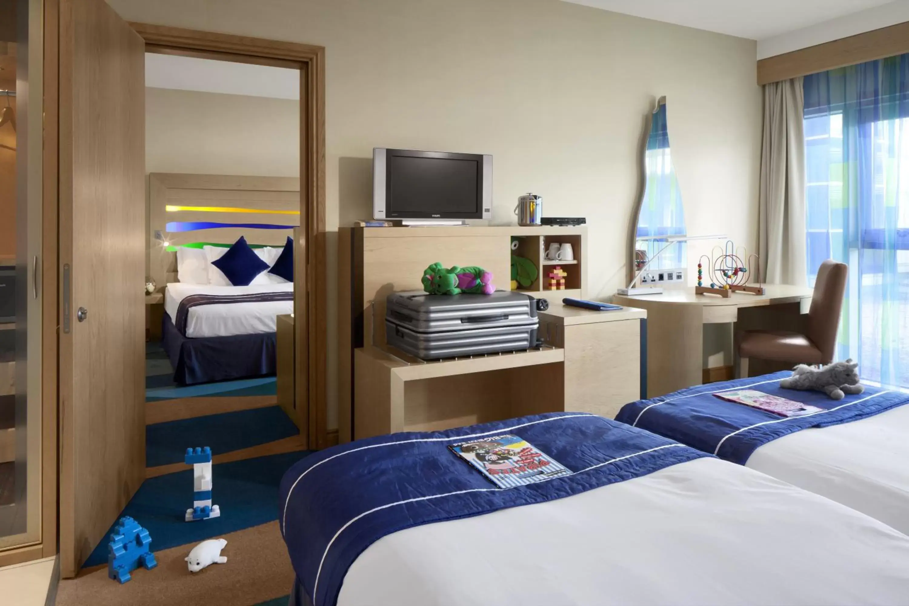 Bedroom, Bed in Radisson BLU Hotel & Spa, Little Island Cork