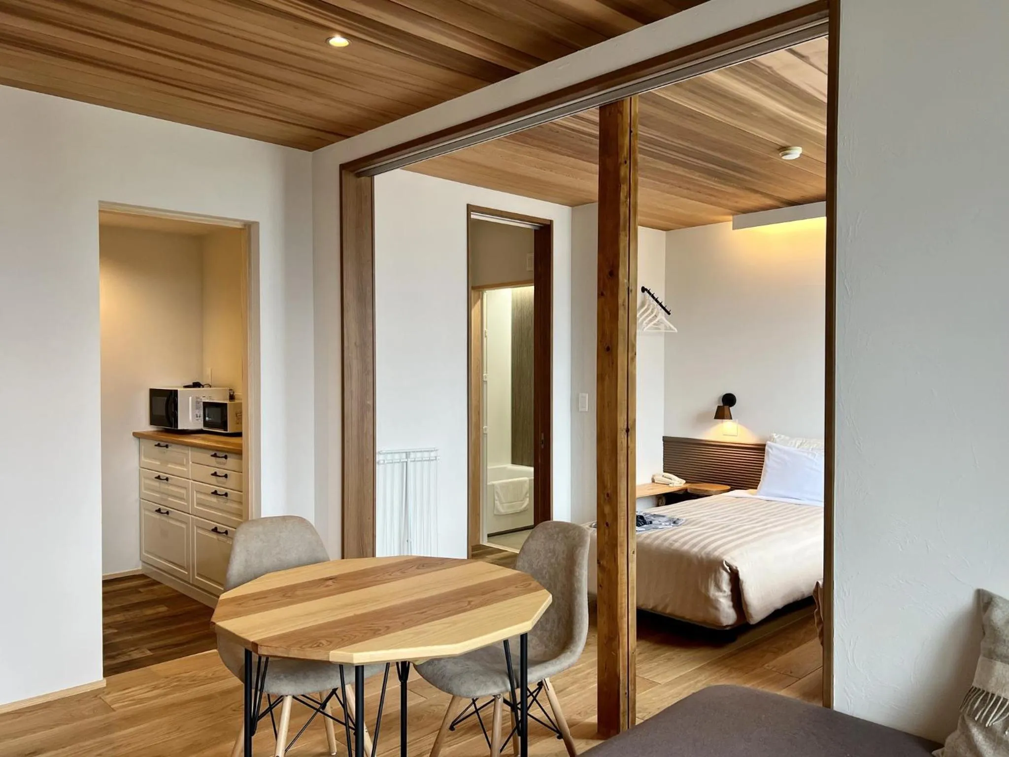 Photo of the whole room, Bed in Gardenvilla Shirahama