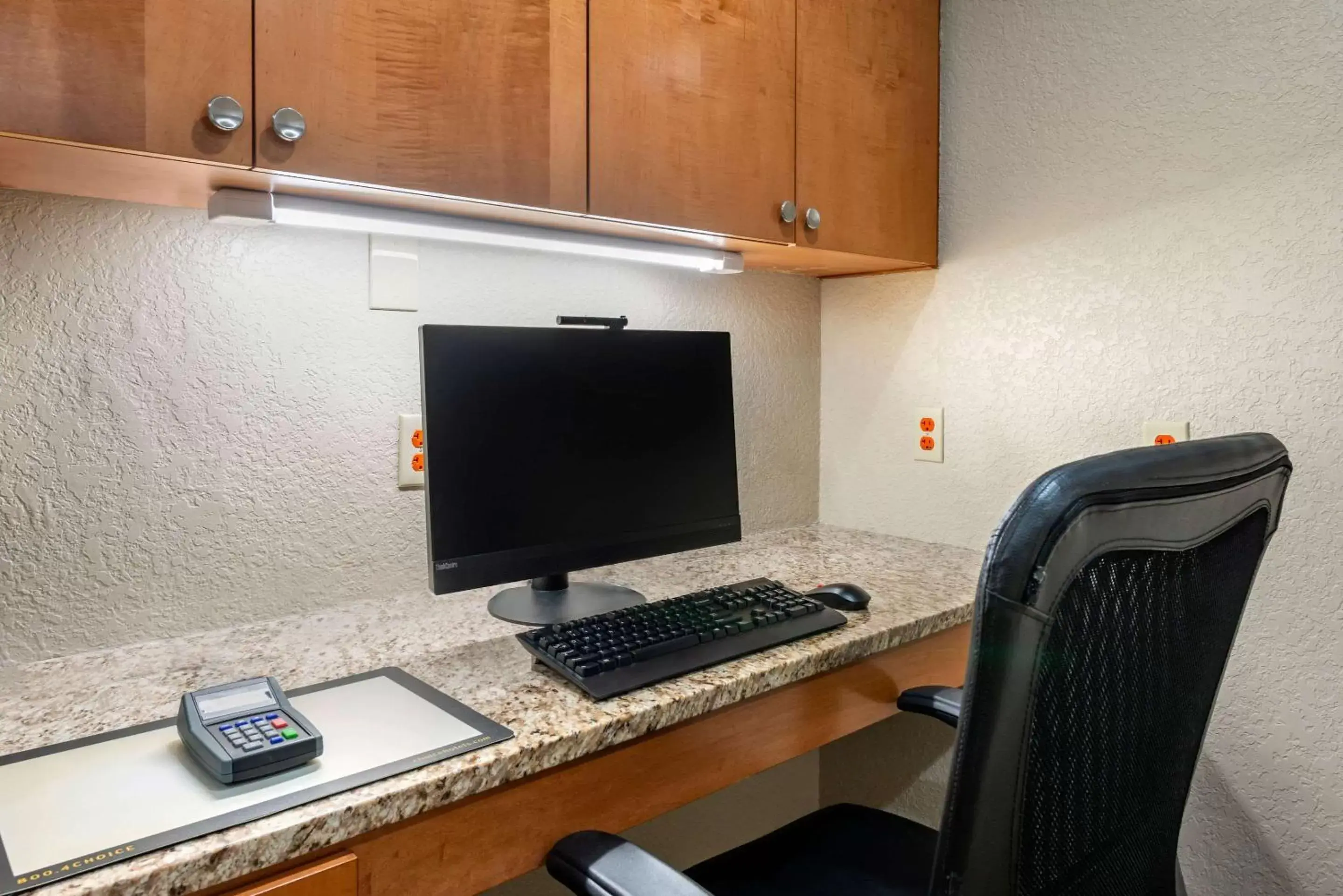 On site, Business Area/Conference Room in Comfort Suites Downtown