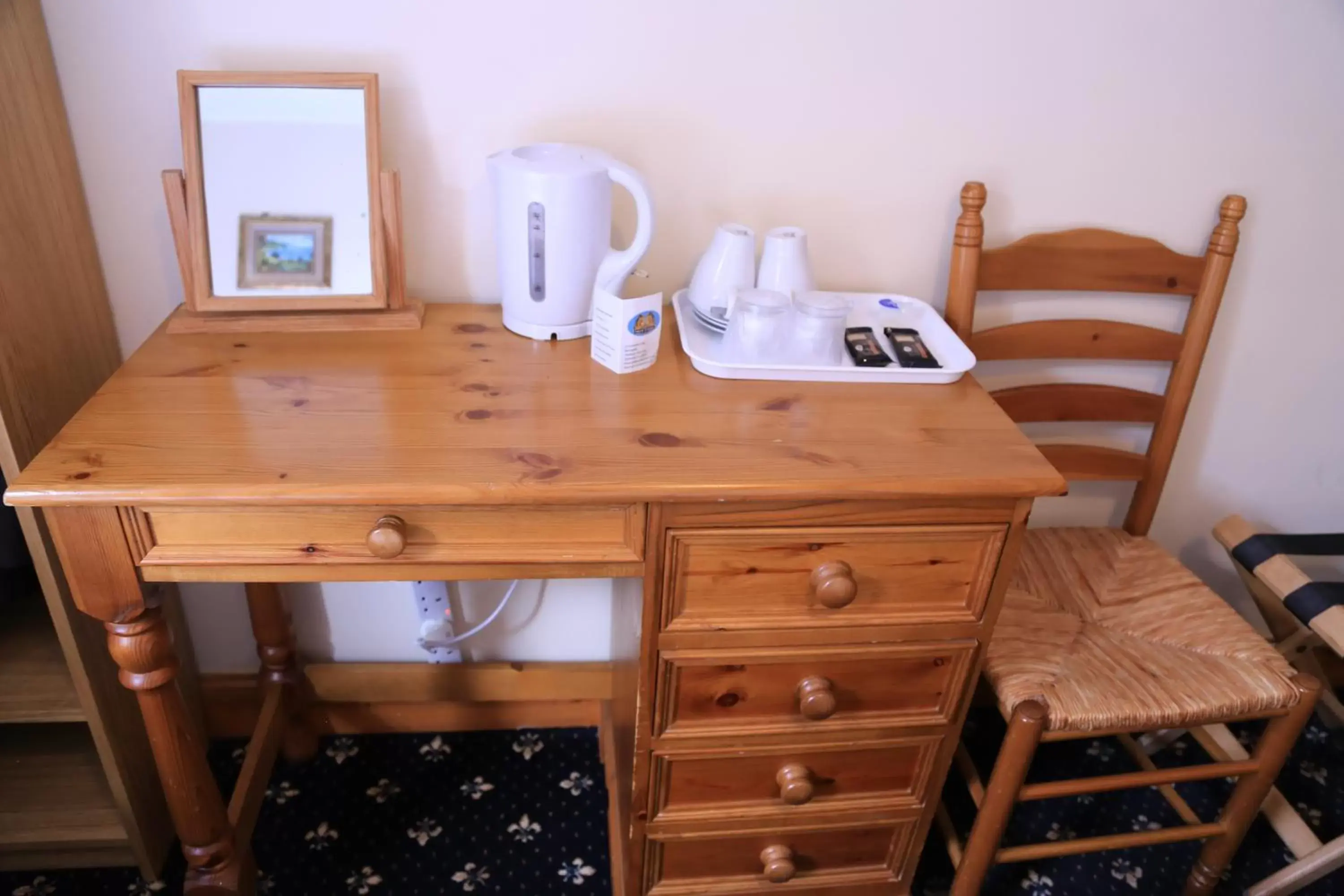 Decorative detail, Coffee/Tea Facilities in Twin Lions Hotel