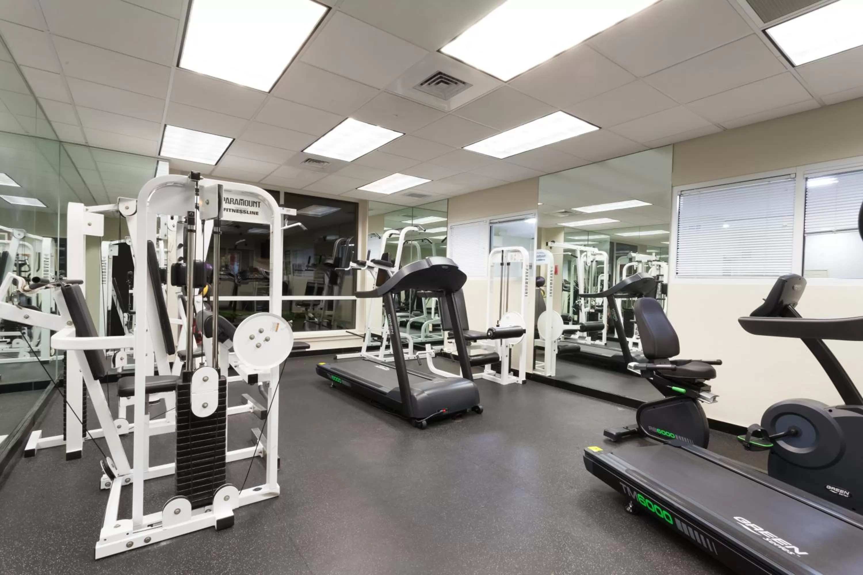 Fitness centre/facilities in Days Inn by Wyndham Hershey
