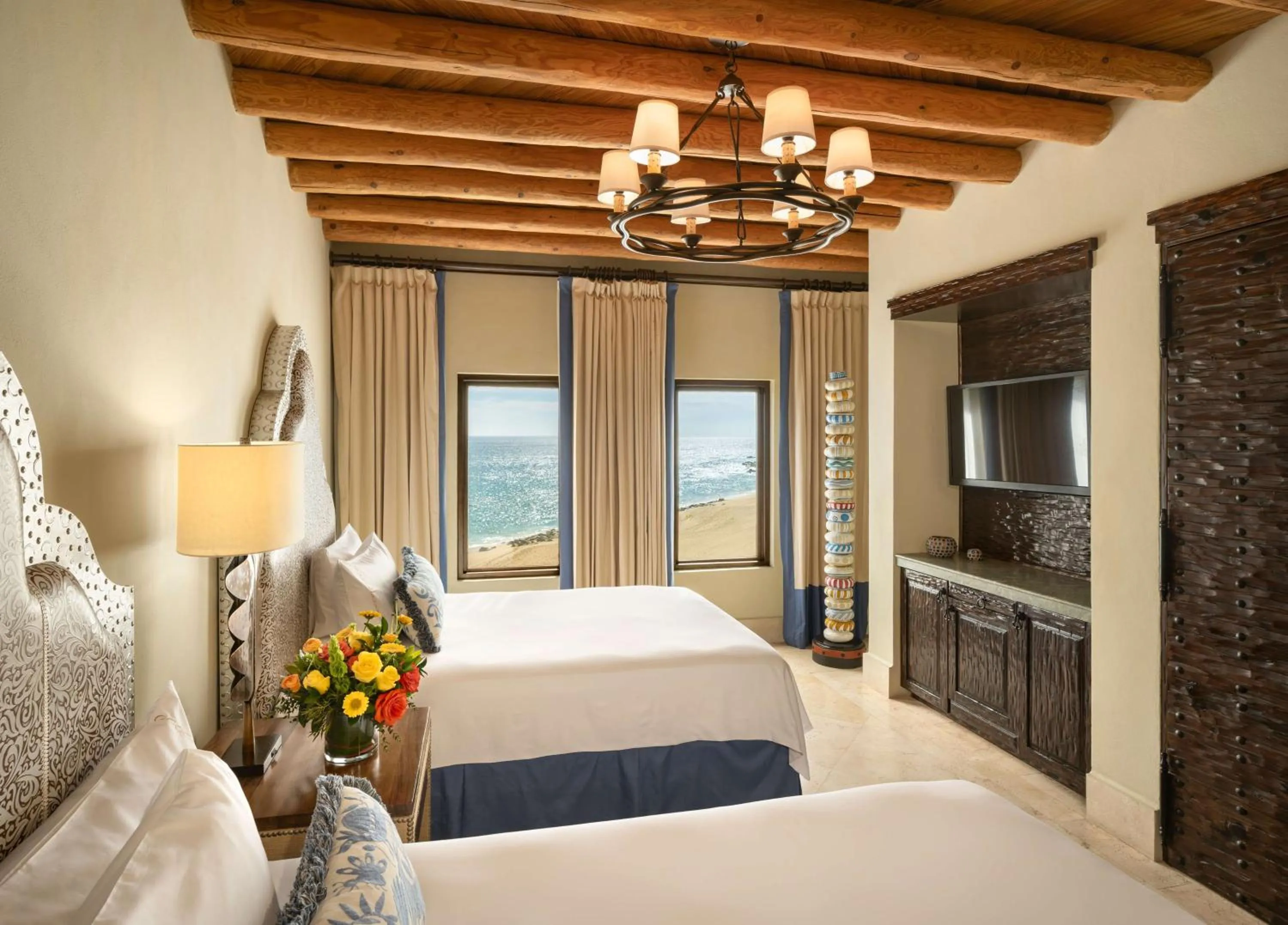 Bedroom, Bed in Waldorf Astoria Los Cabos Pedregal