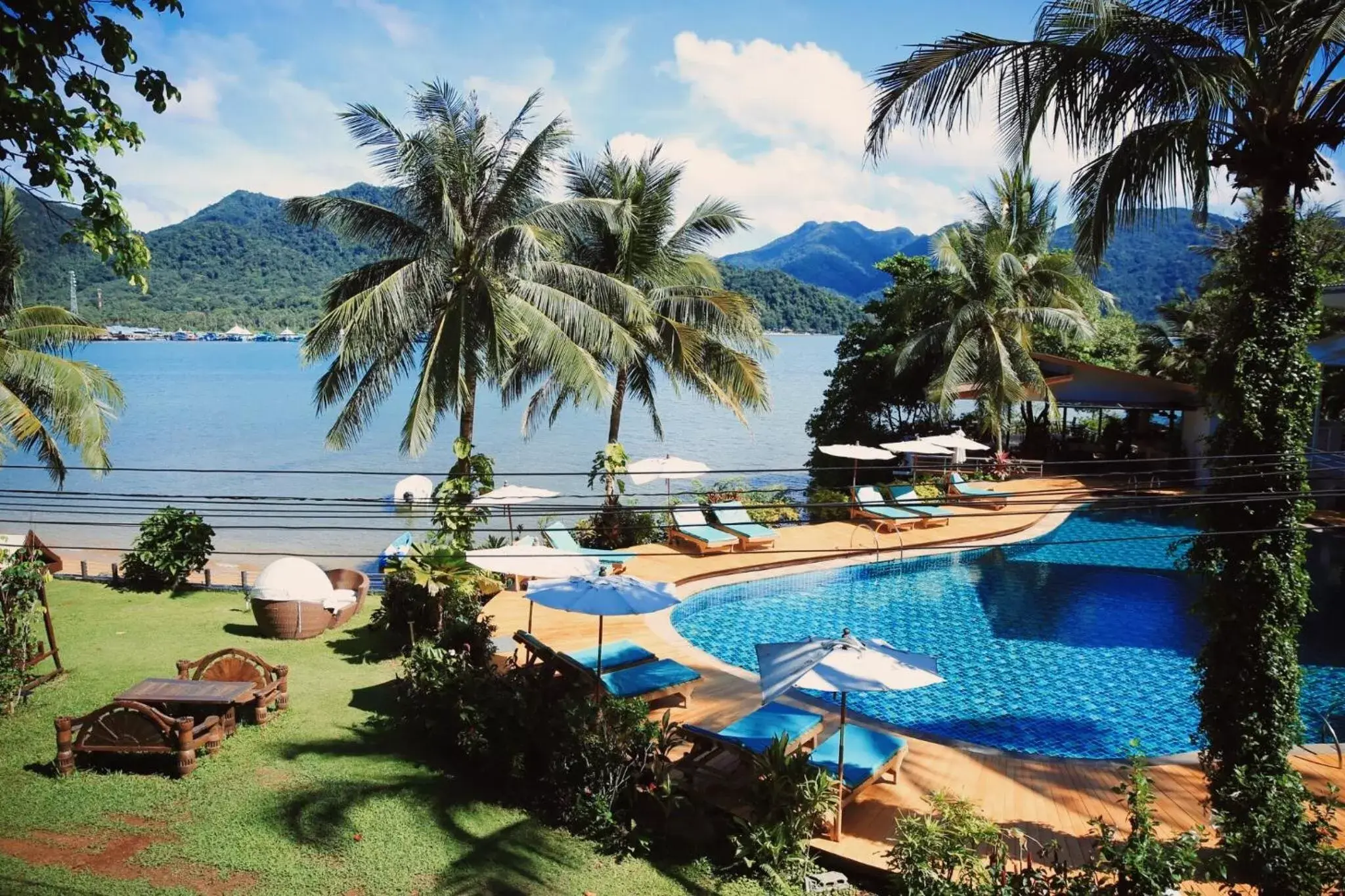 Garden, Pool View in Resolution Resort