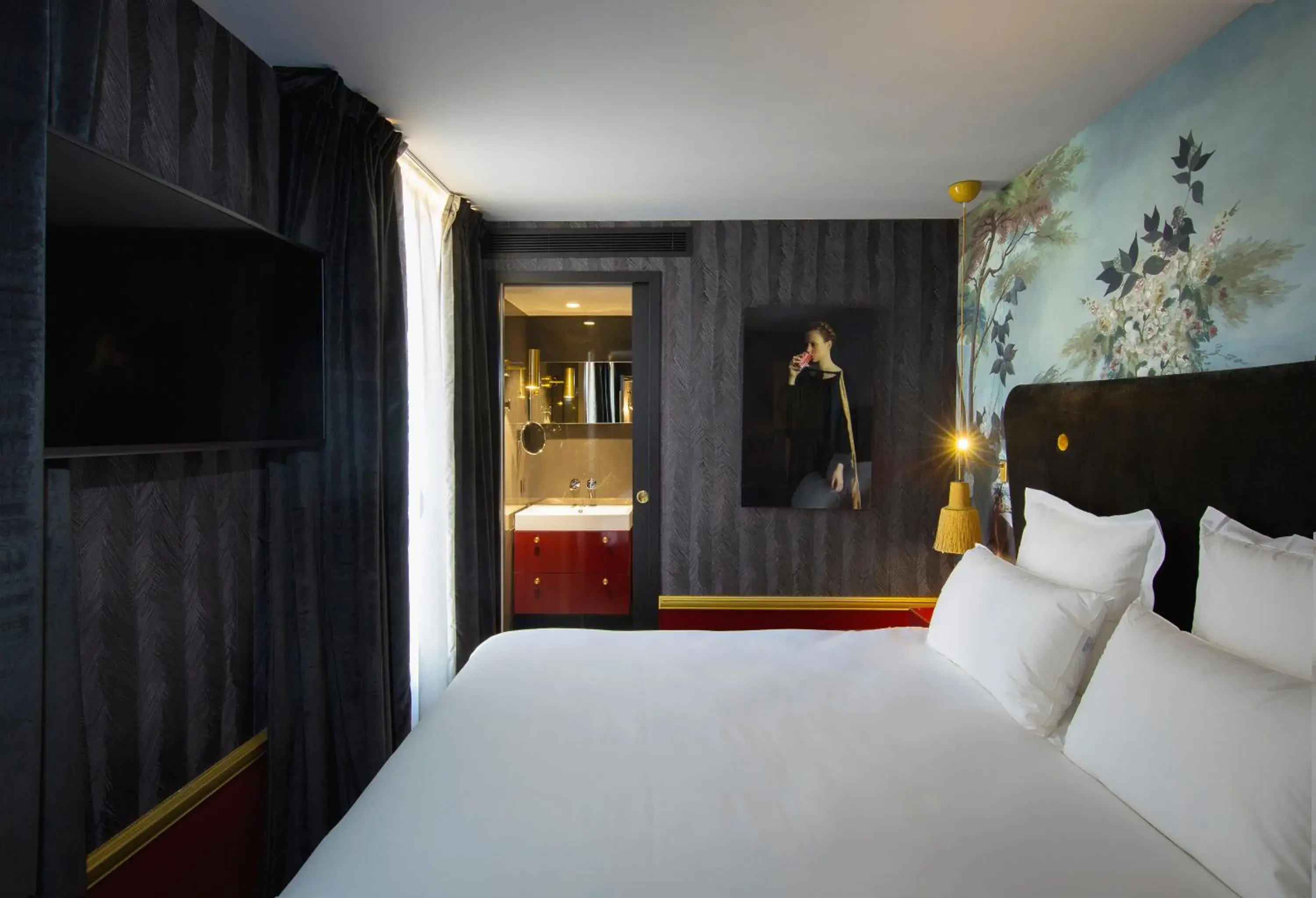 Bed, Room Photo in Snob Hotel by Elegancia