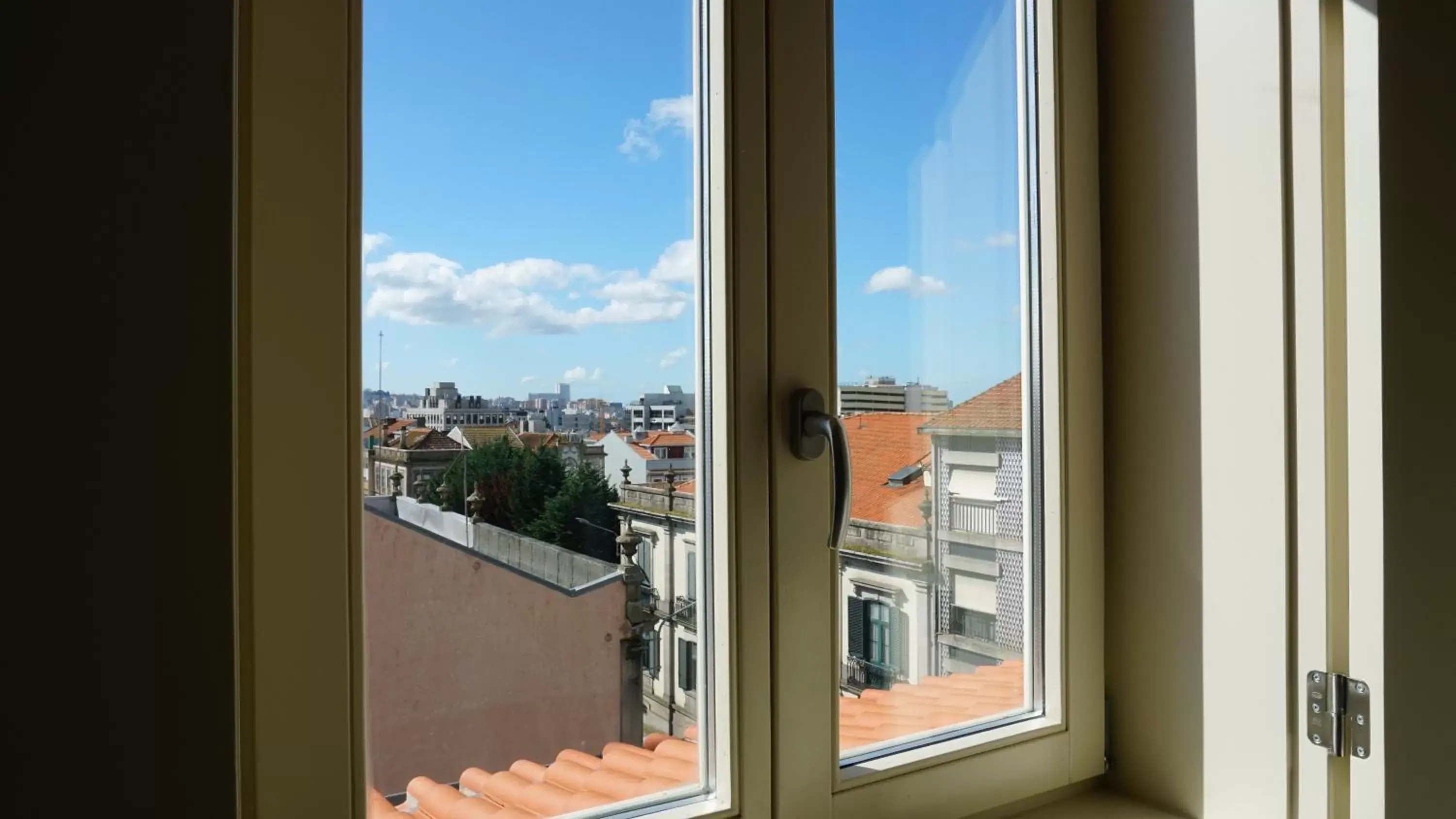 City view in Aparthotel Oporto Palace