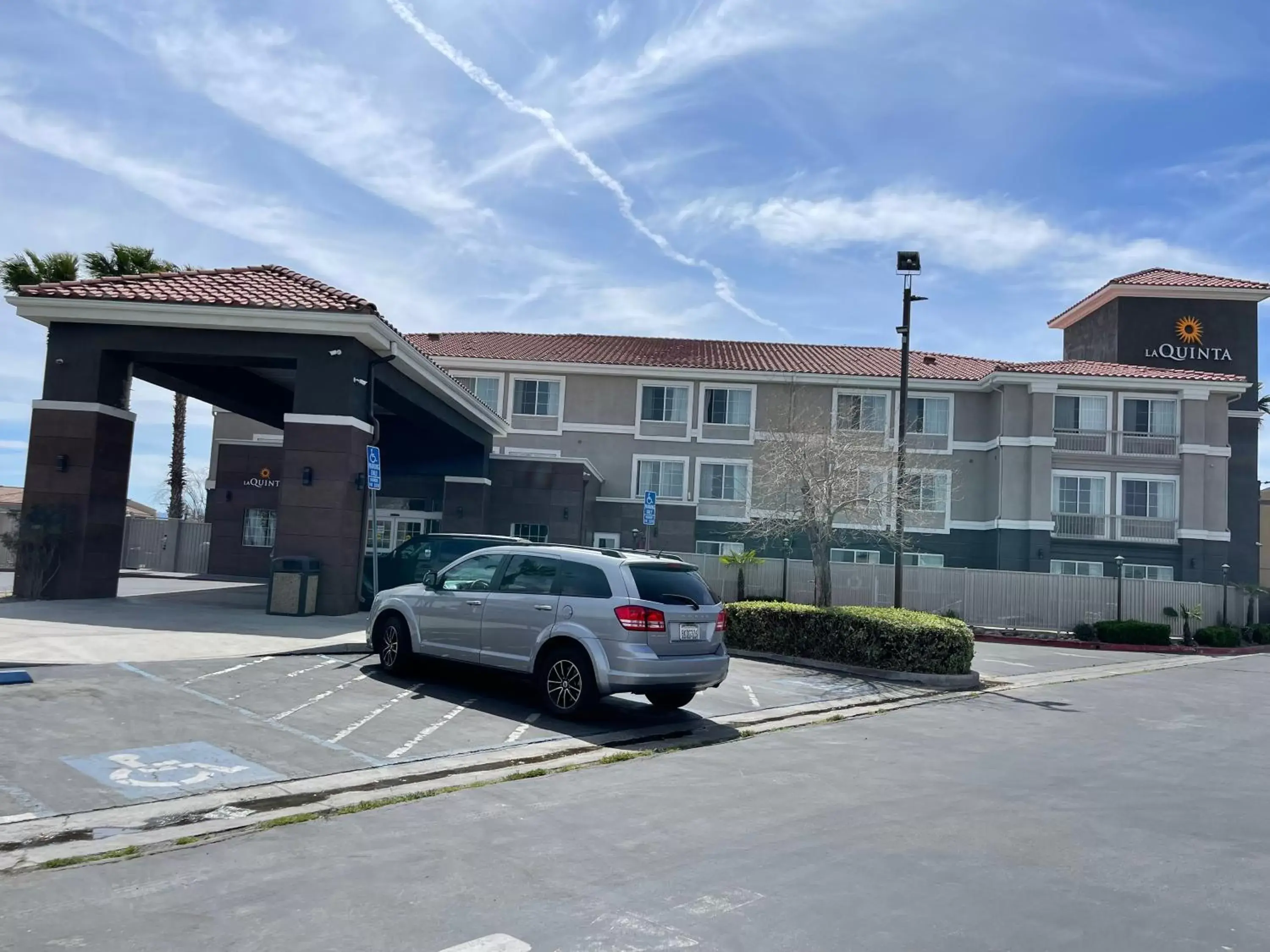 Property Building in La Quinta Inn & Suites by Wyndham Hesperia Victorville