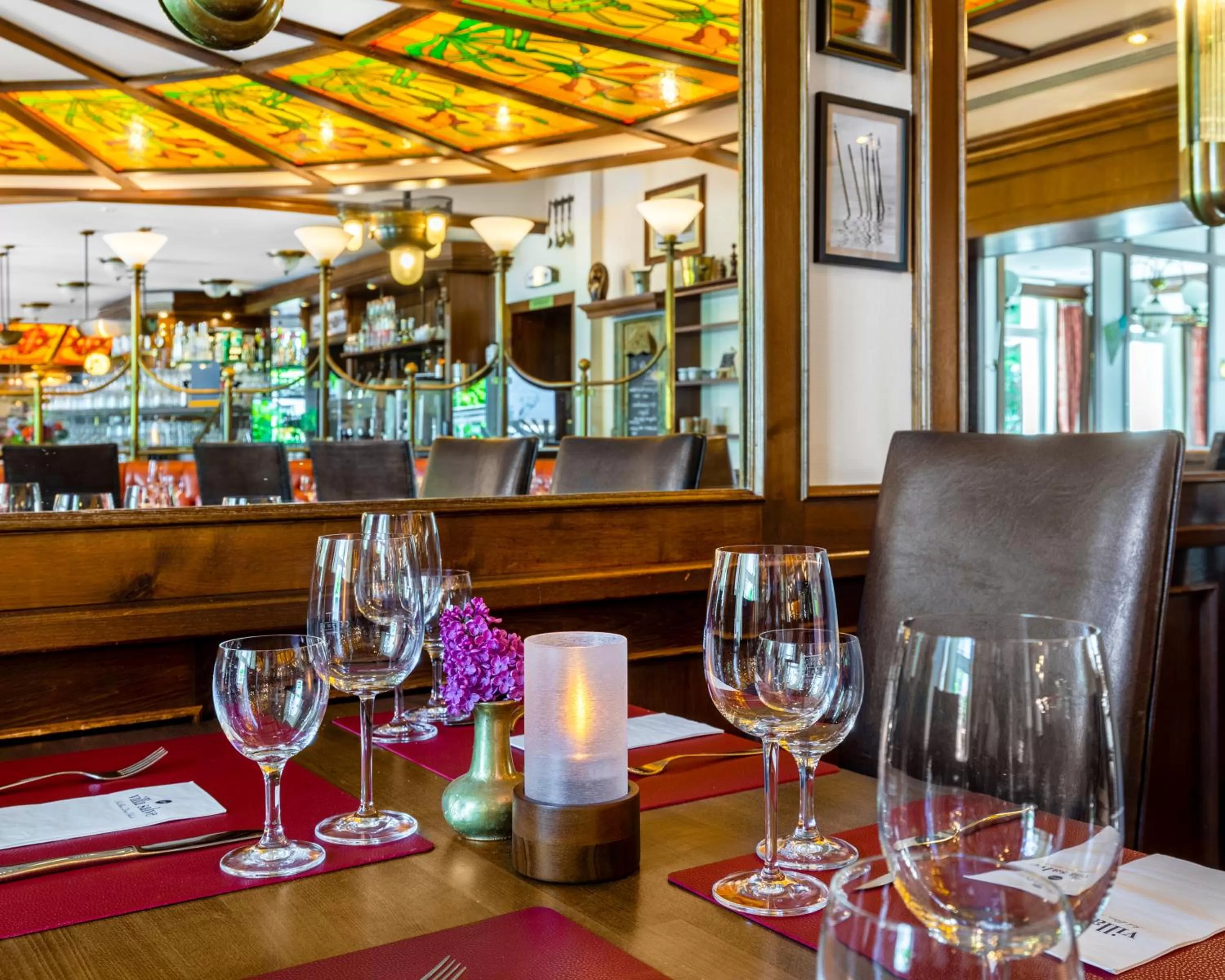 Restaurant/places to eat in Villa Salve