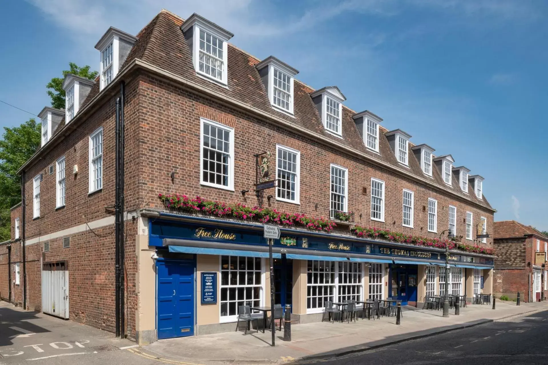 Property Building in Thomas Ingoldsby Wetherspoon
