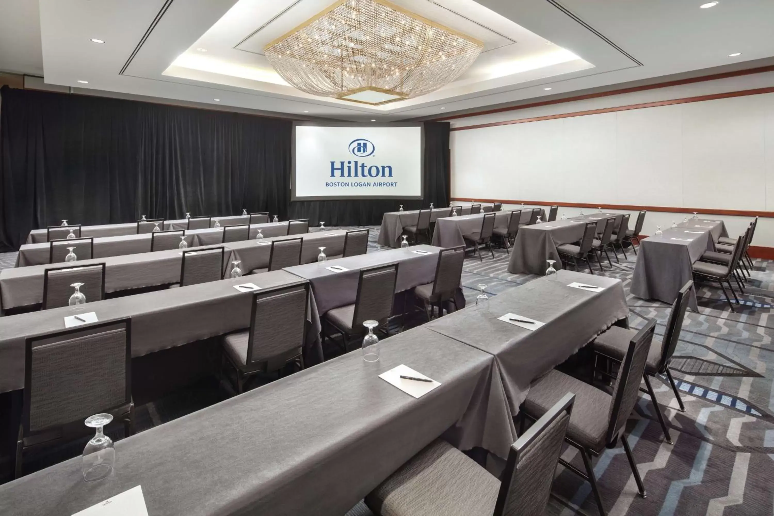 Meeting/conference room in Hilton Boston Logan Airport