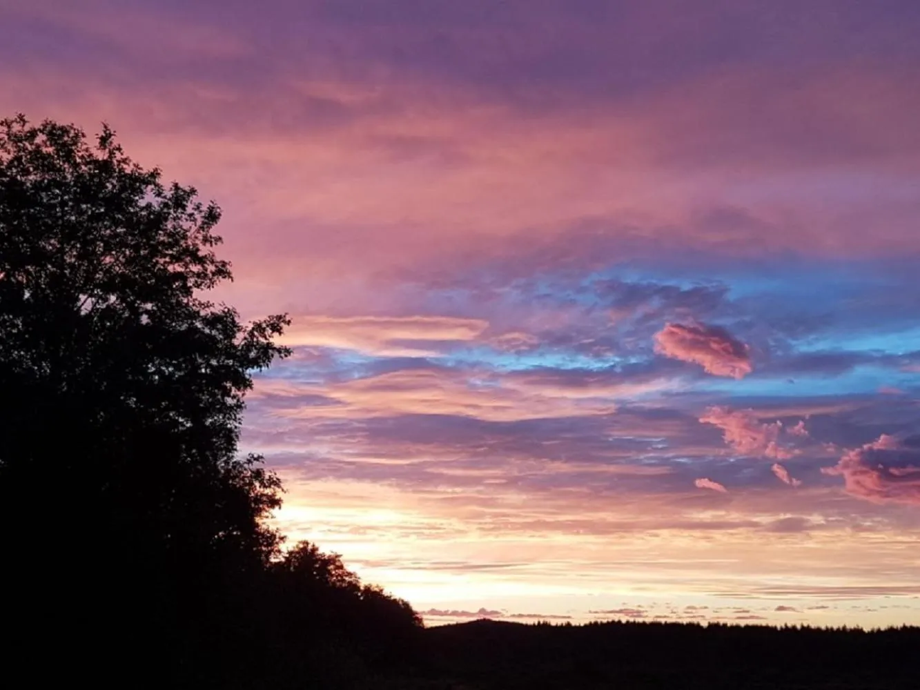 Balcony/Terrace, Sunrise/Sunset in Airport Inn