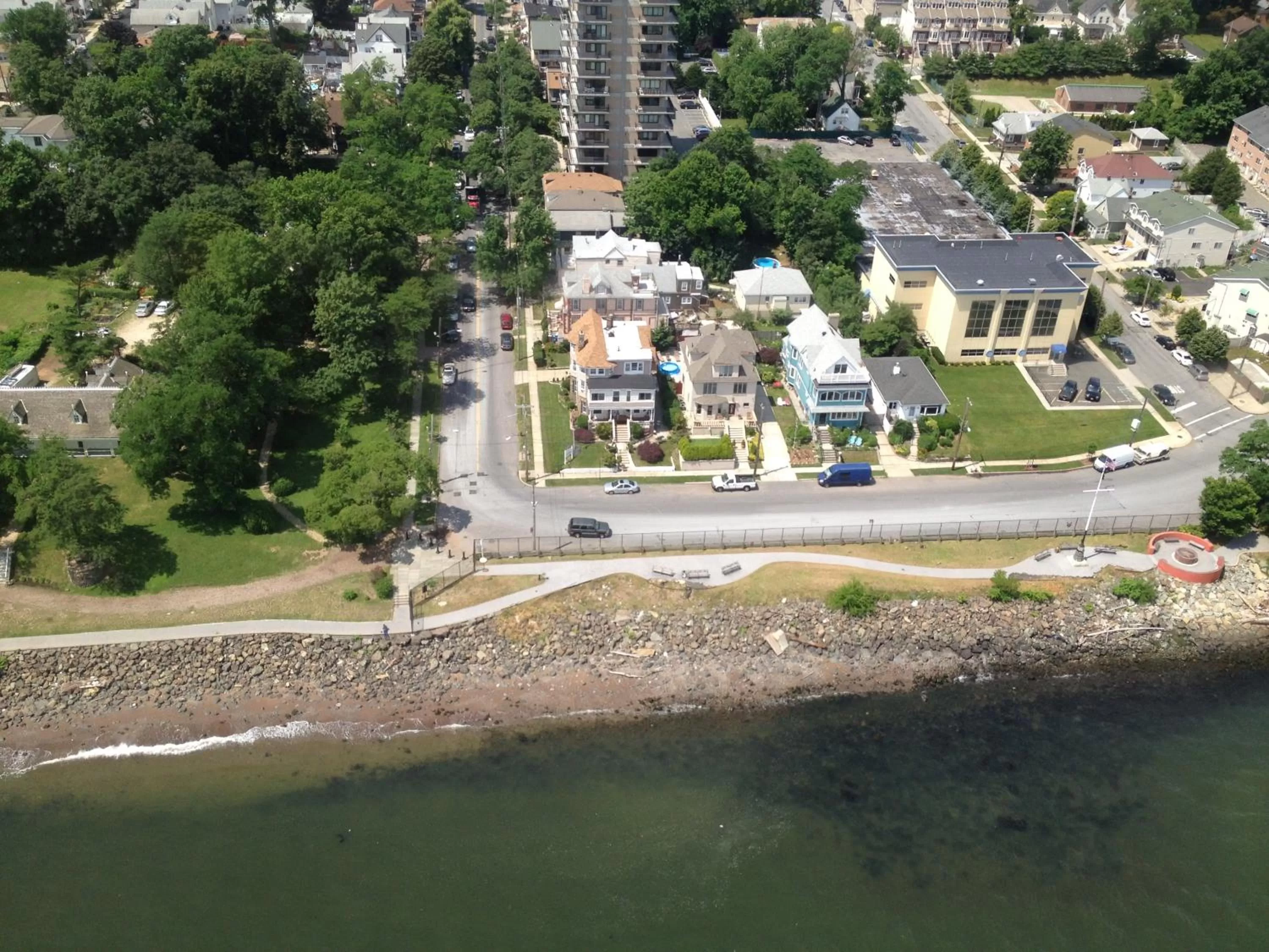 Bird's eye view, Bird's-eye View in Harbor House Bed and Breakfast
