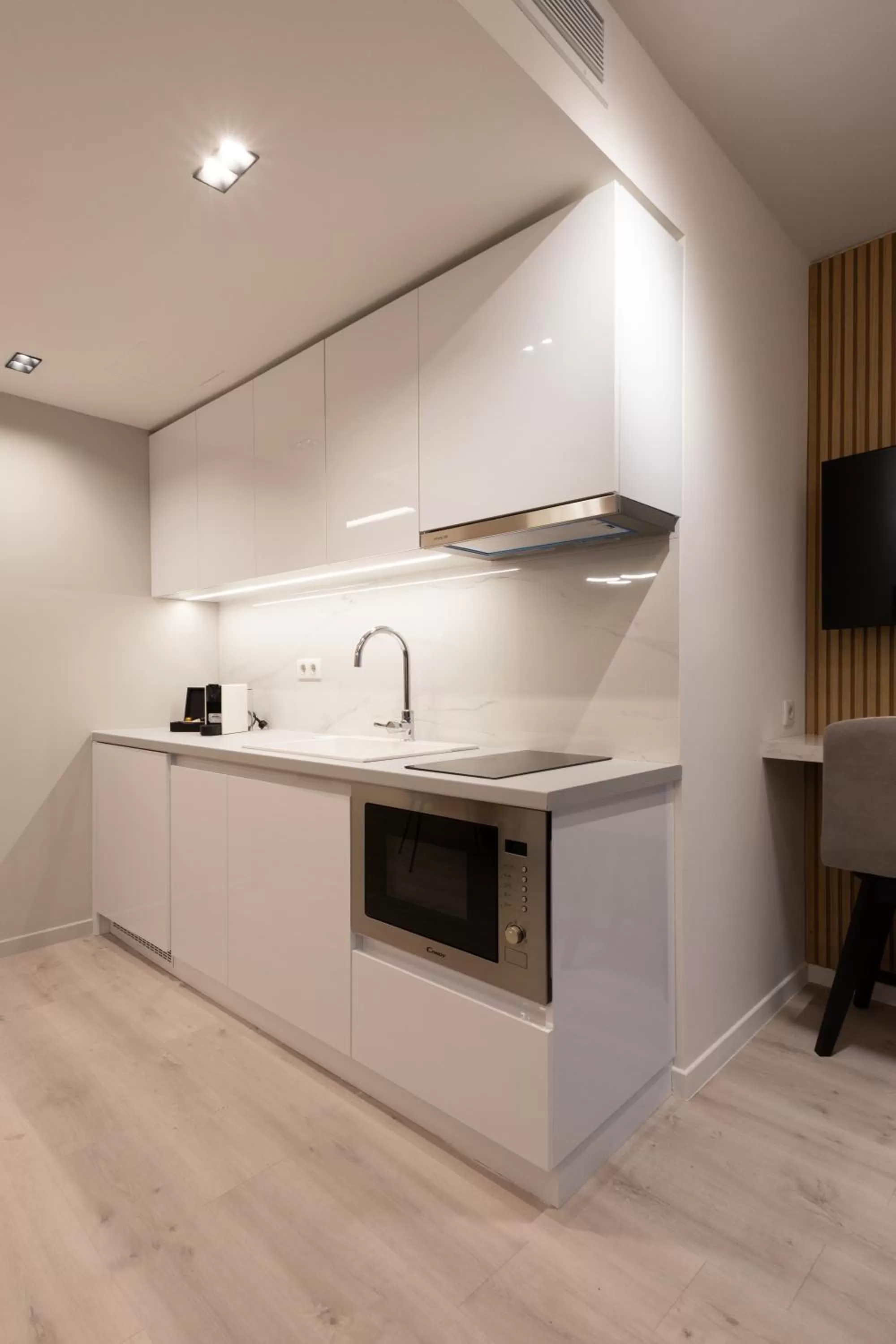 Coffee/tea facilities in Incanto Boutique Suites - Neos Kosmos