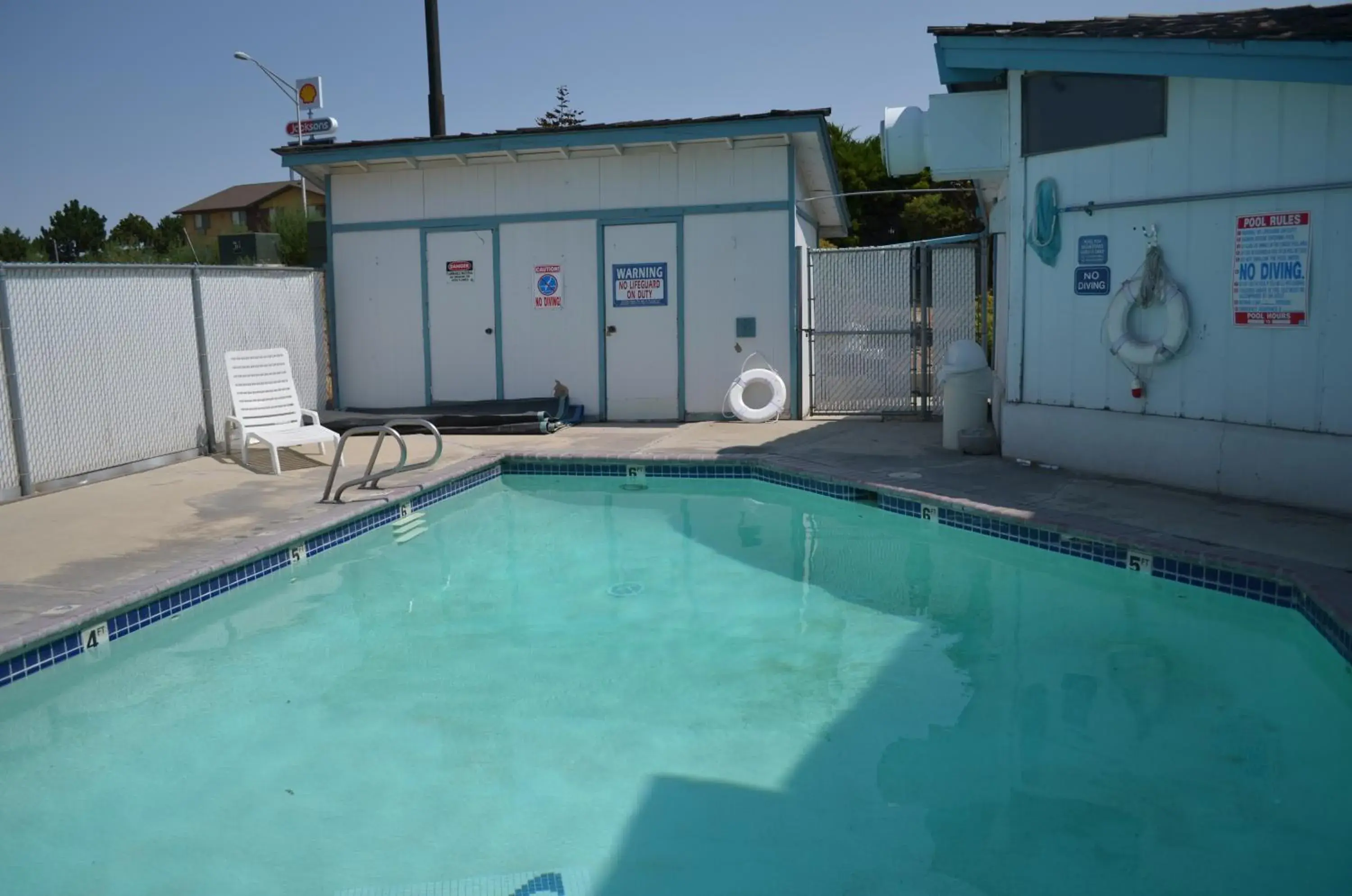 Swimming Pool in Nampa Inn & Suites