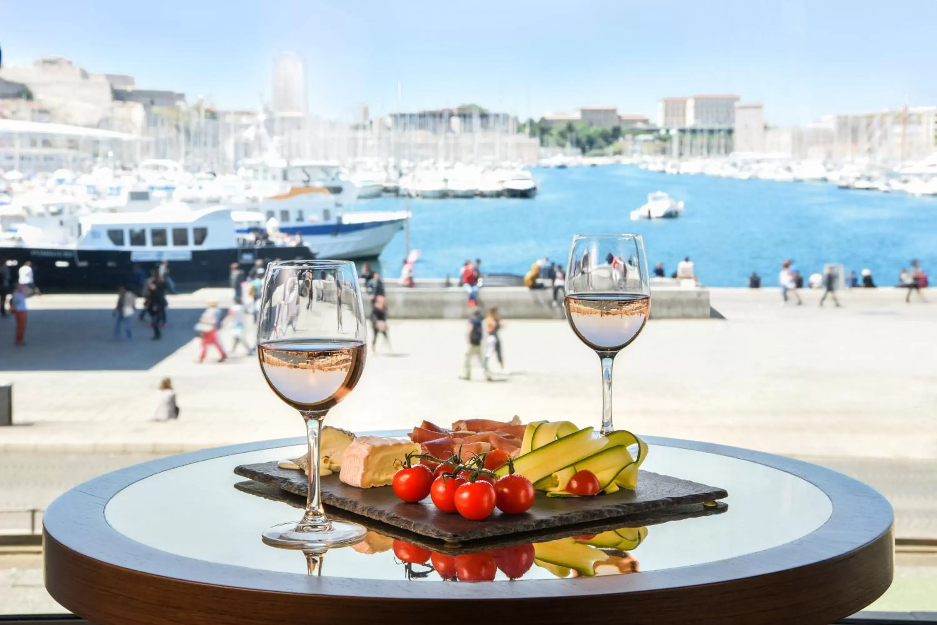Food in Grand Hotel Beauvau Marseille Vieux Port - MGallery